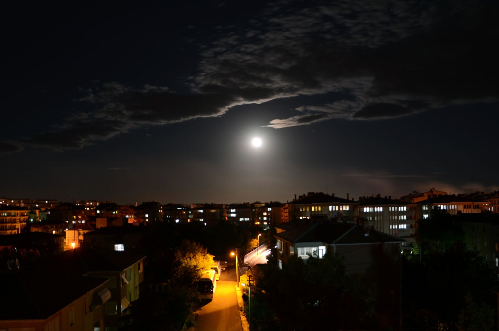 Nikon D7000 sample photo. Night, month, cloudy night photography