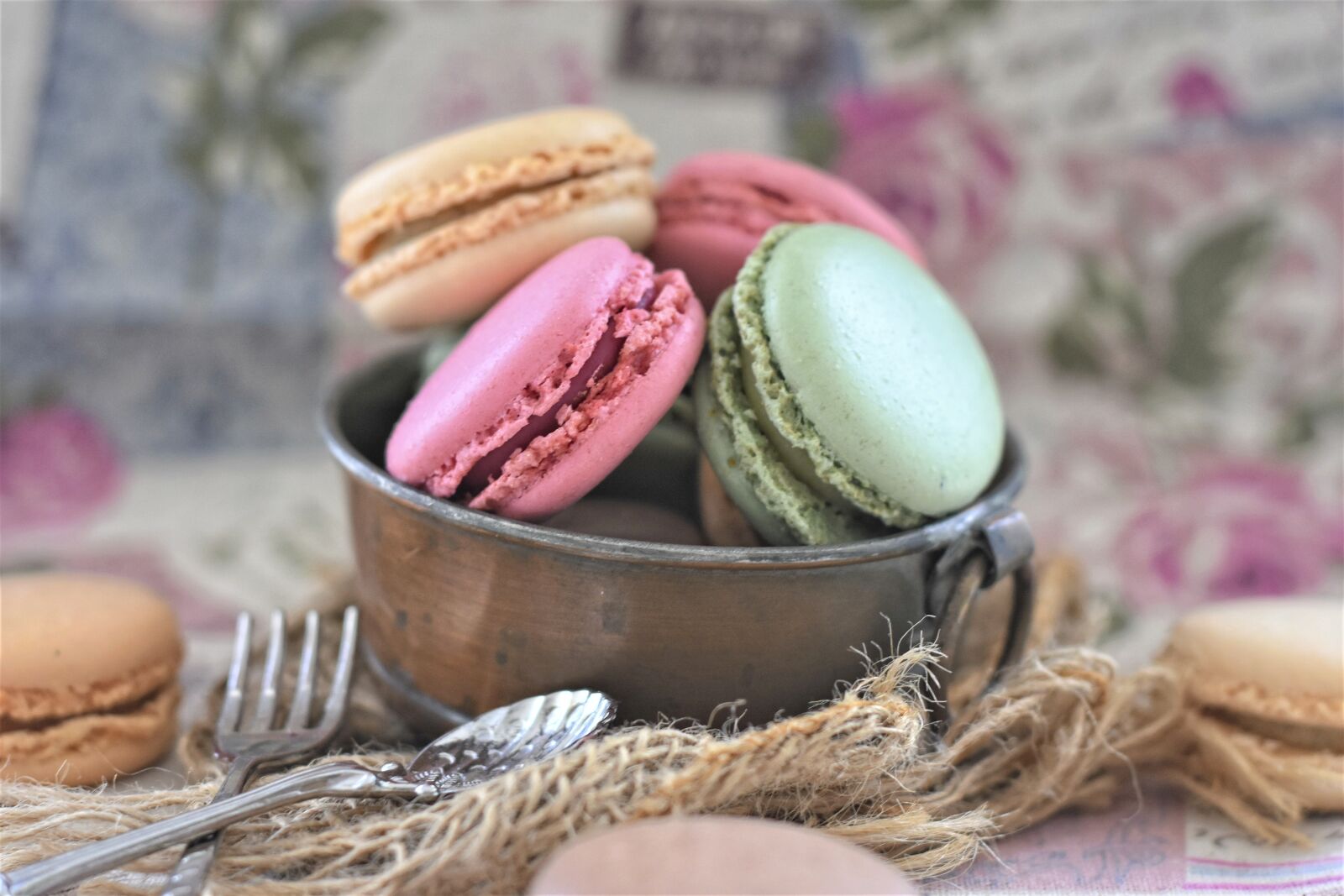 Nikon D7200 sample photo. Macarons, pastries, cookies photography
