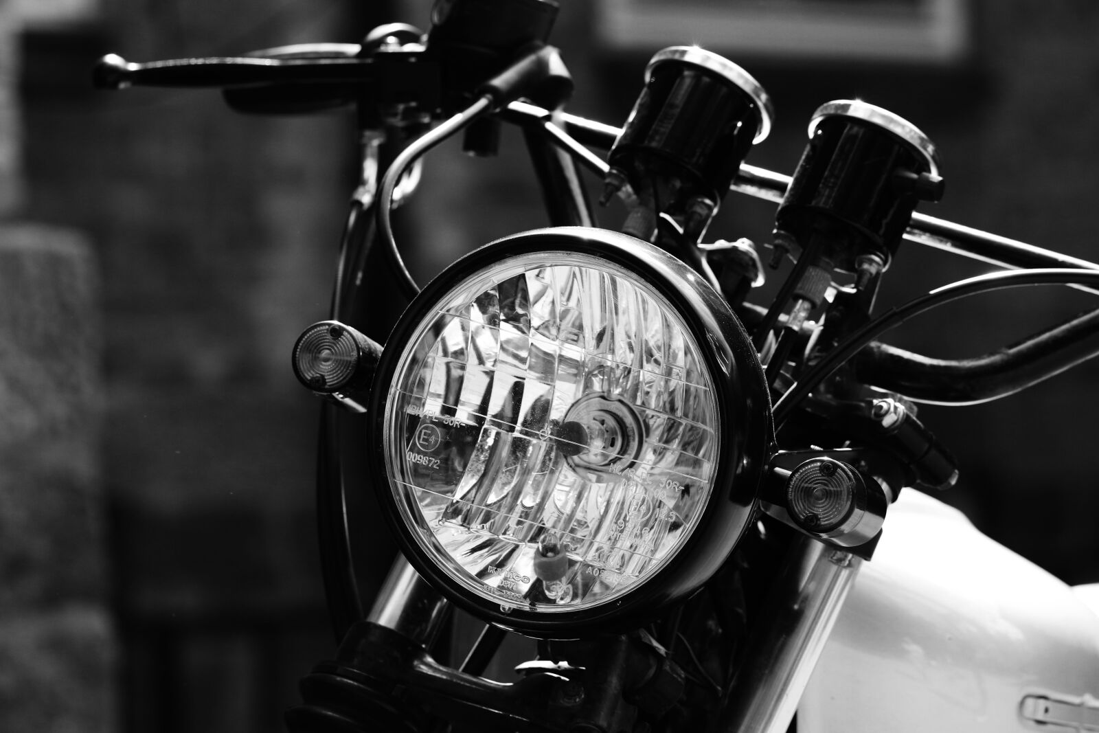 Canon EOS 7D Mark II sample photo. Motor bike, light, bike photography