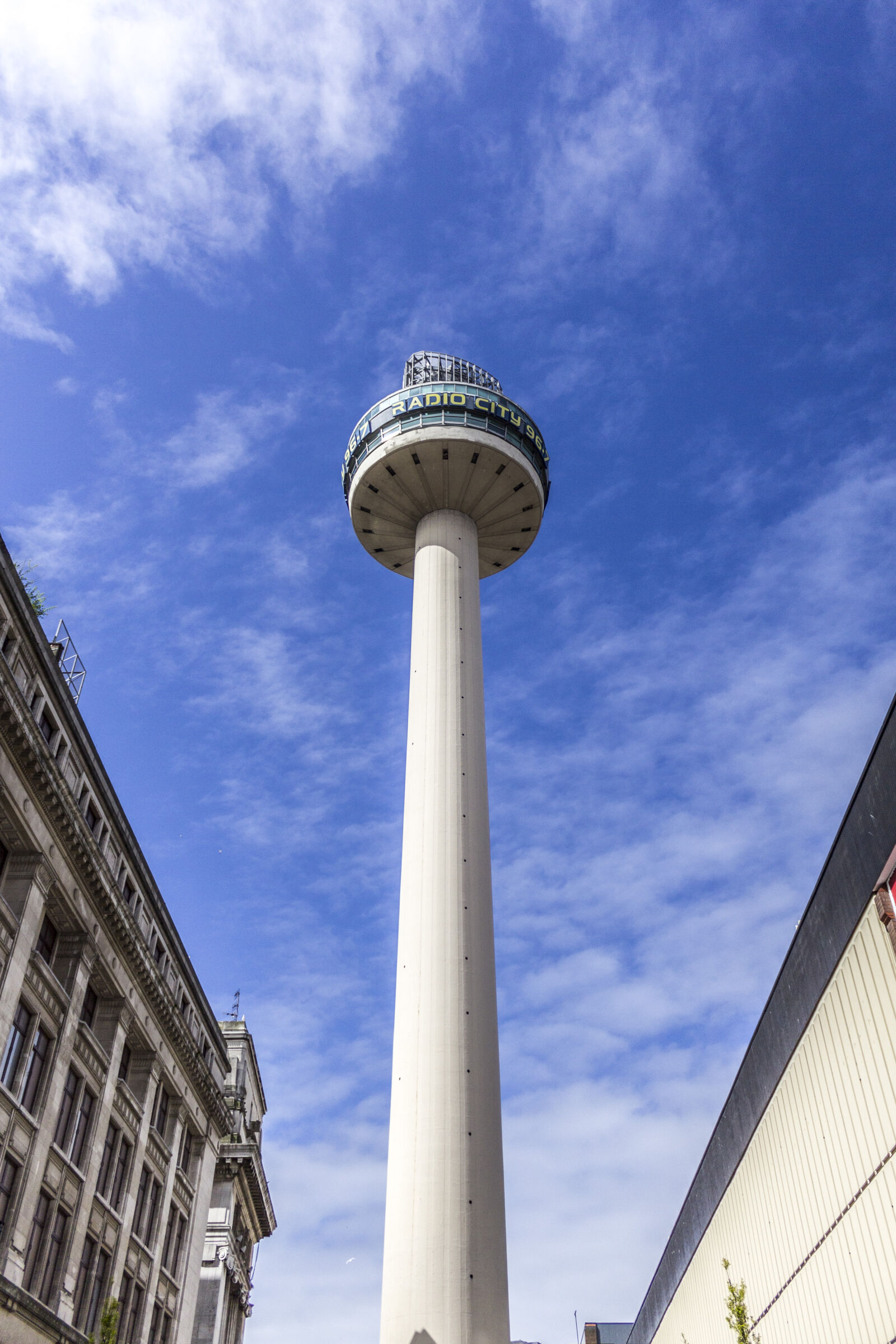 Canon EOS 600D (Rebel EOS T3i / EOS Kiss X5) sample photo. Liverpool, observation, tower, radio photography