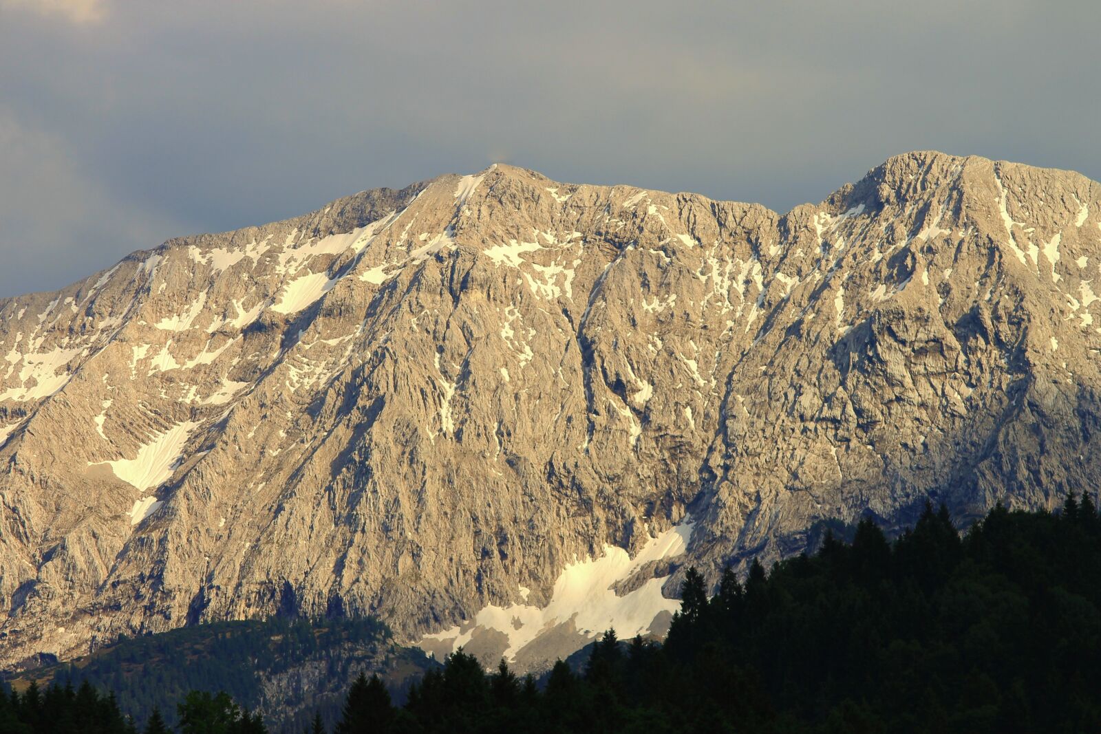 Canon EOS 1100D (EOS Rebel T3 / EOS Kiss X50) sample photo. Wetterstein mountains, alpine, germany photography