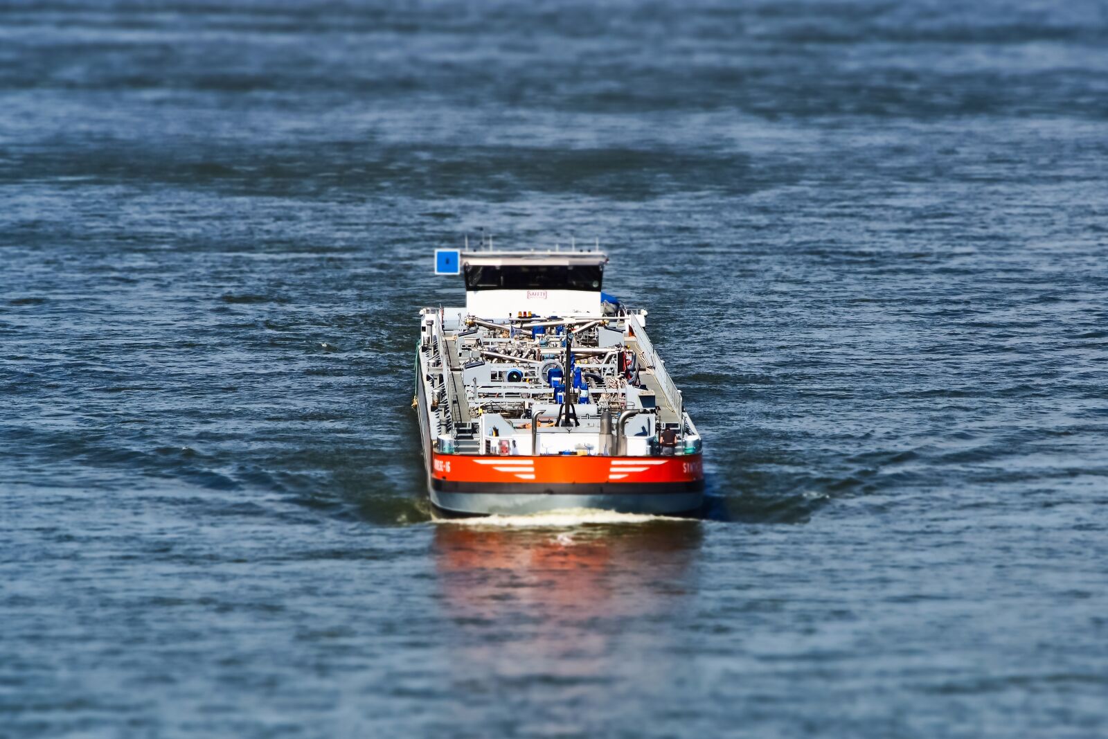 Olympus OM-D E-M10 sample photo. Ship, river, water photography