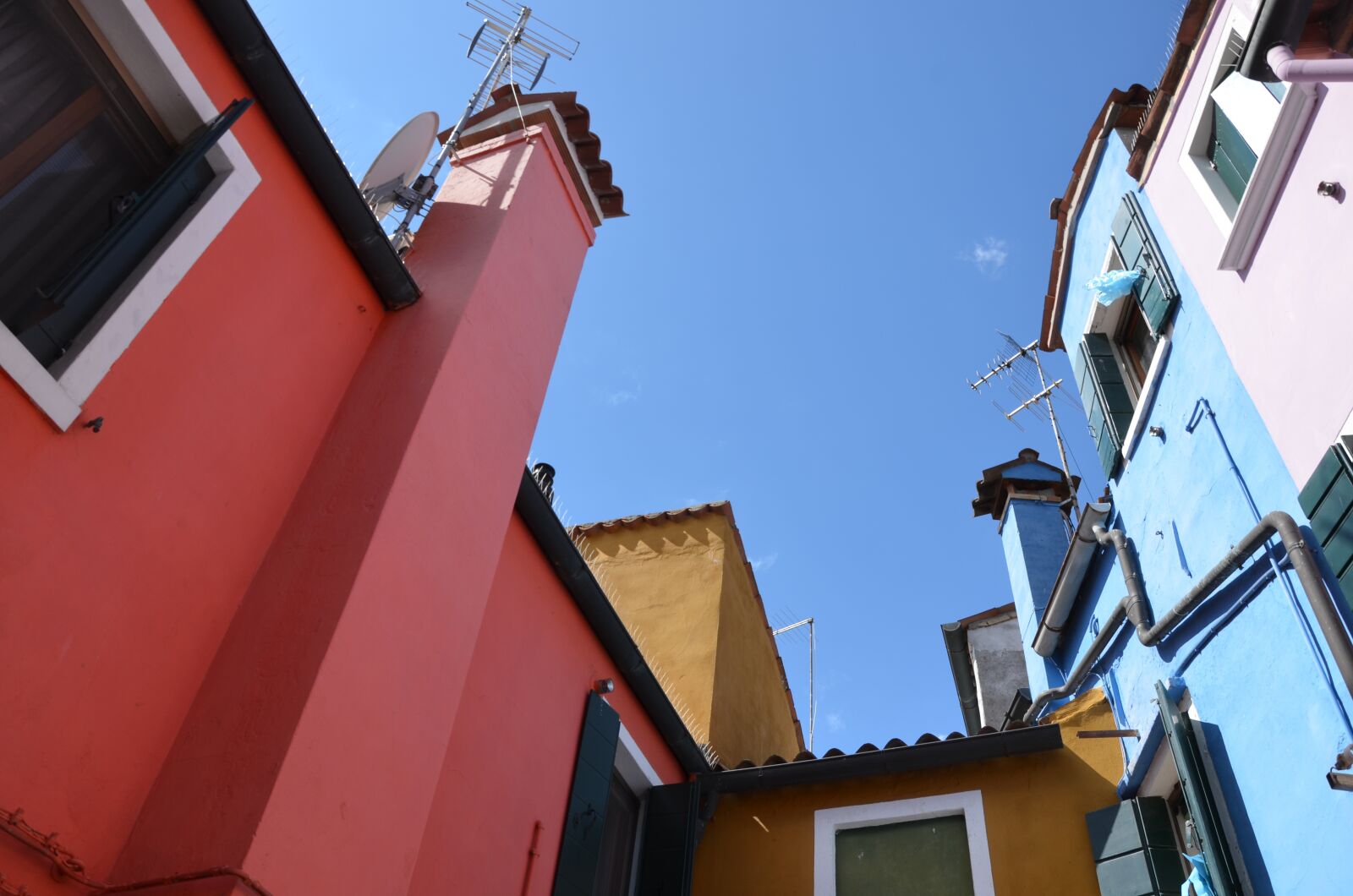 Nikon D5100 sample photo. Architecture, outdoors, sky photography