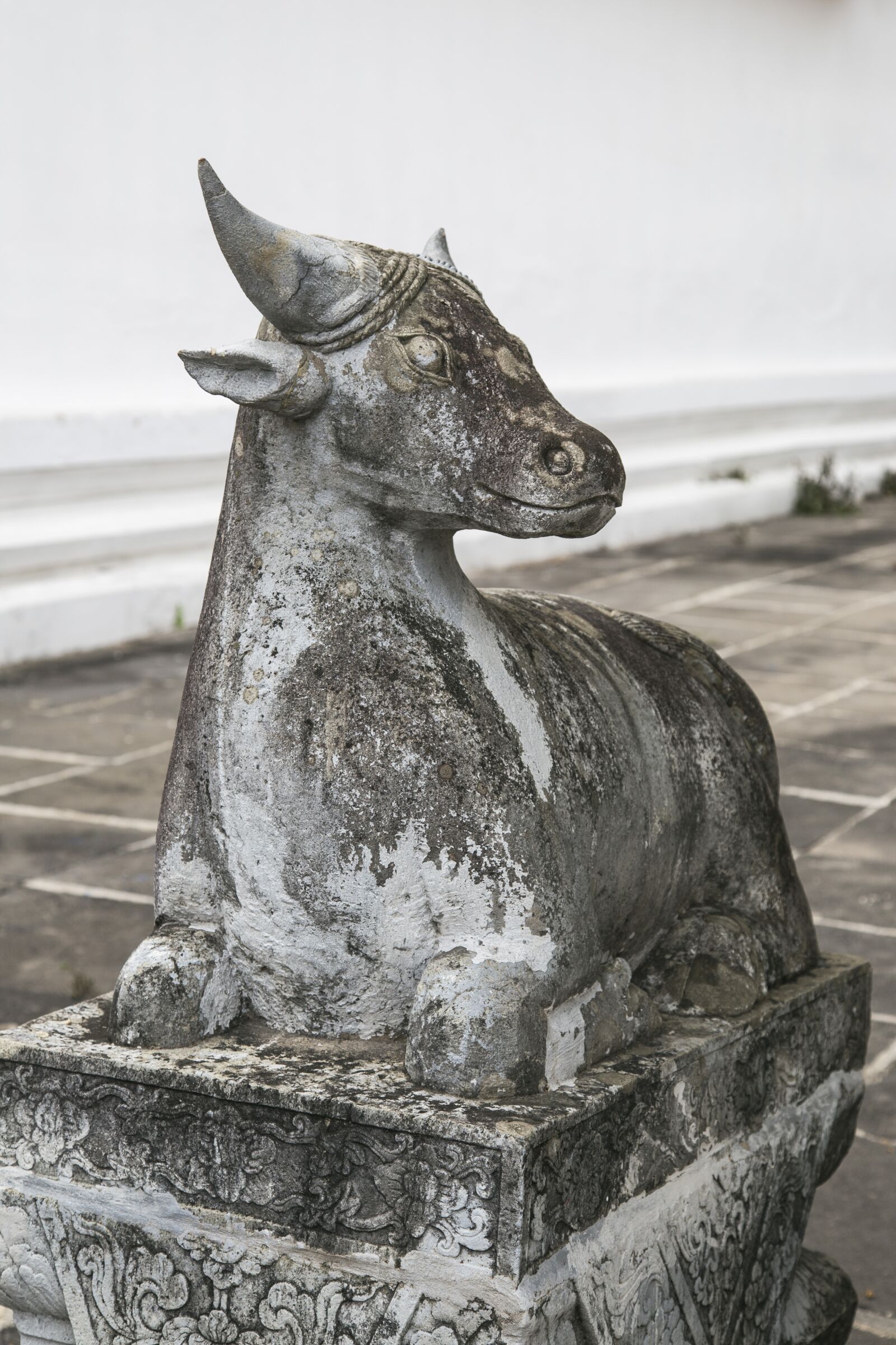Canon EOS 6D + Canon EF 24-105mm F4L IS USM sample photo. Temple, statue, historic photography