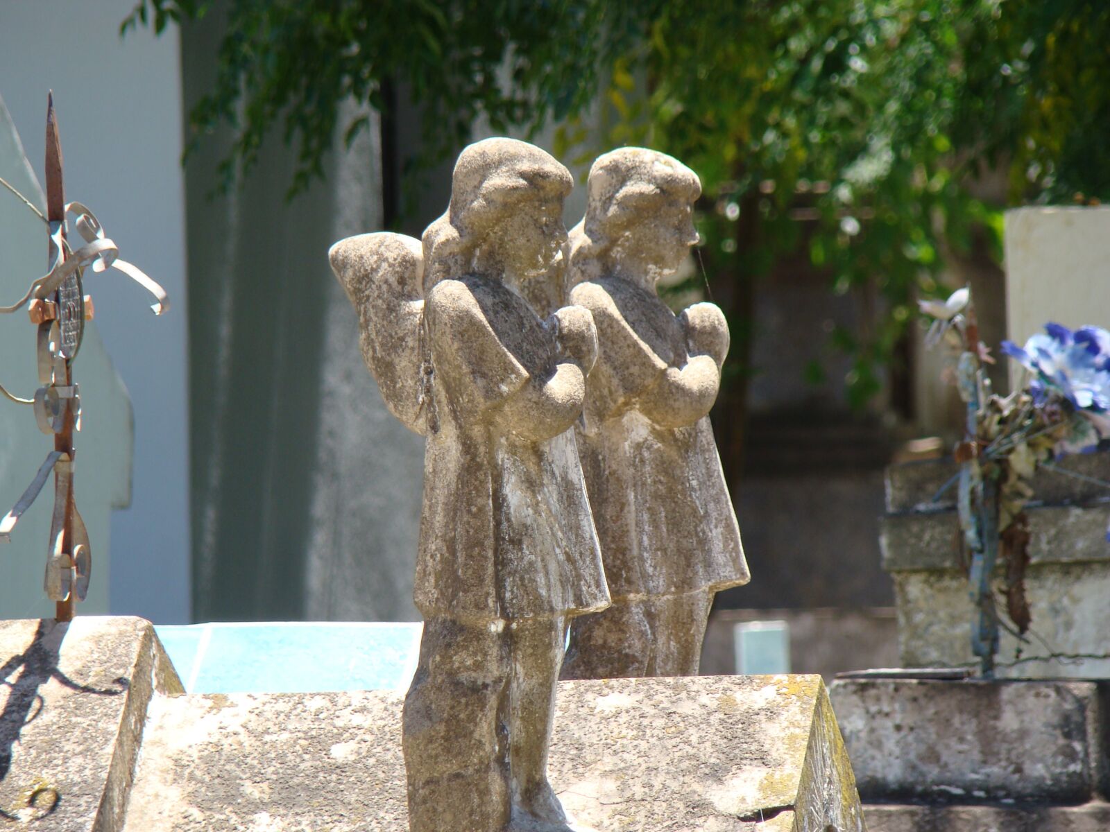 Sony DSC-H9 sample photo. Cemetery, sculpture, angel photography