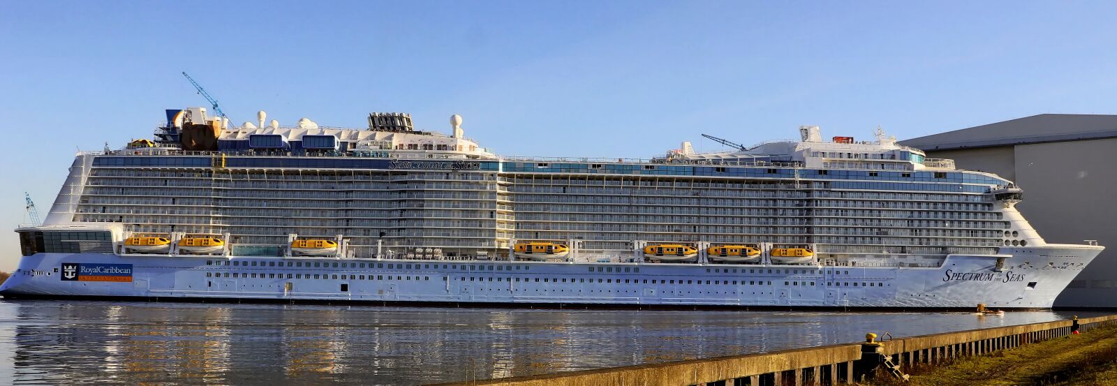 Canon EOS M5 sample photo. Cruise ship, meyer werft photography