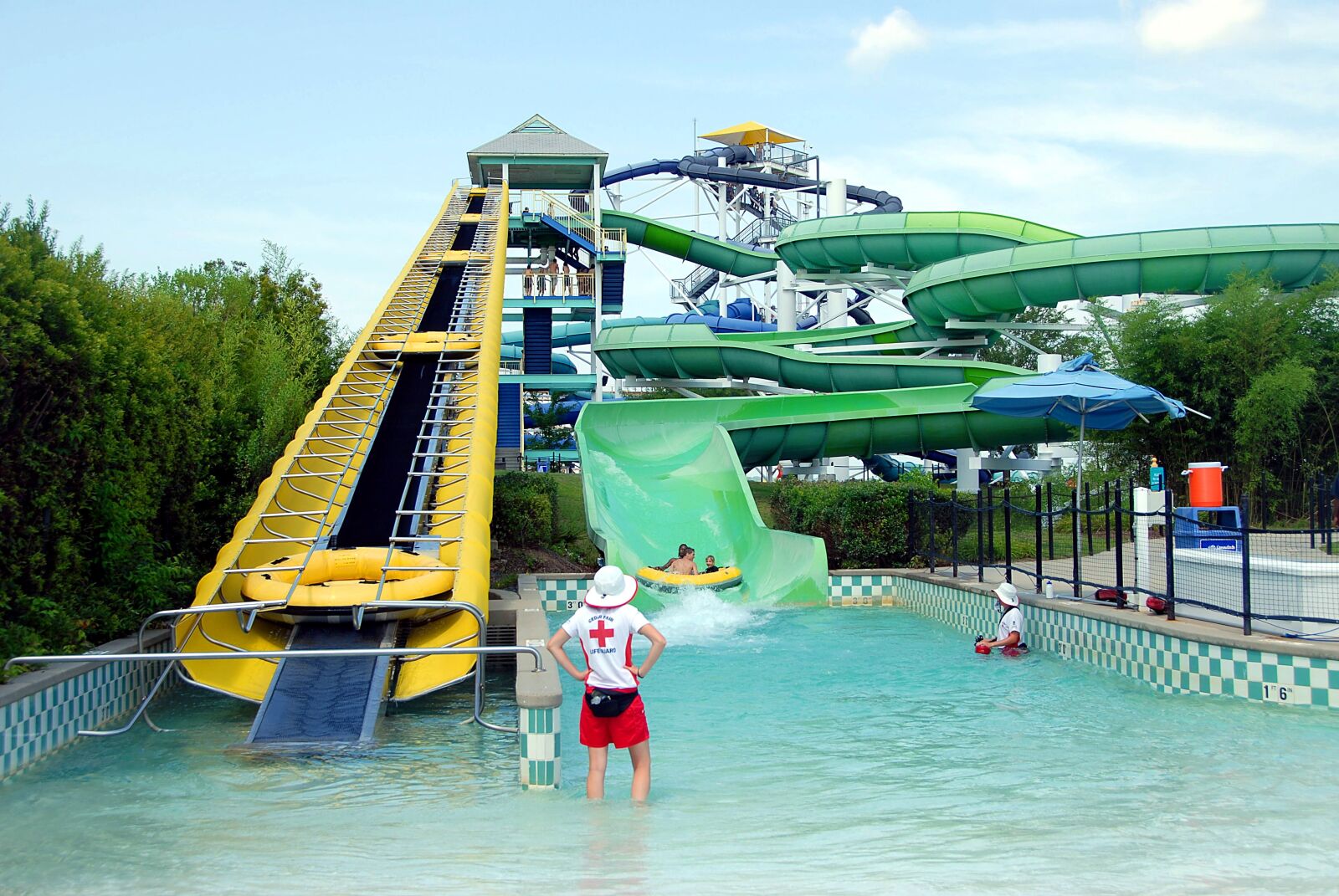 Nikon D200 sample photo. Water park, theme park photography