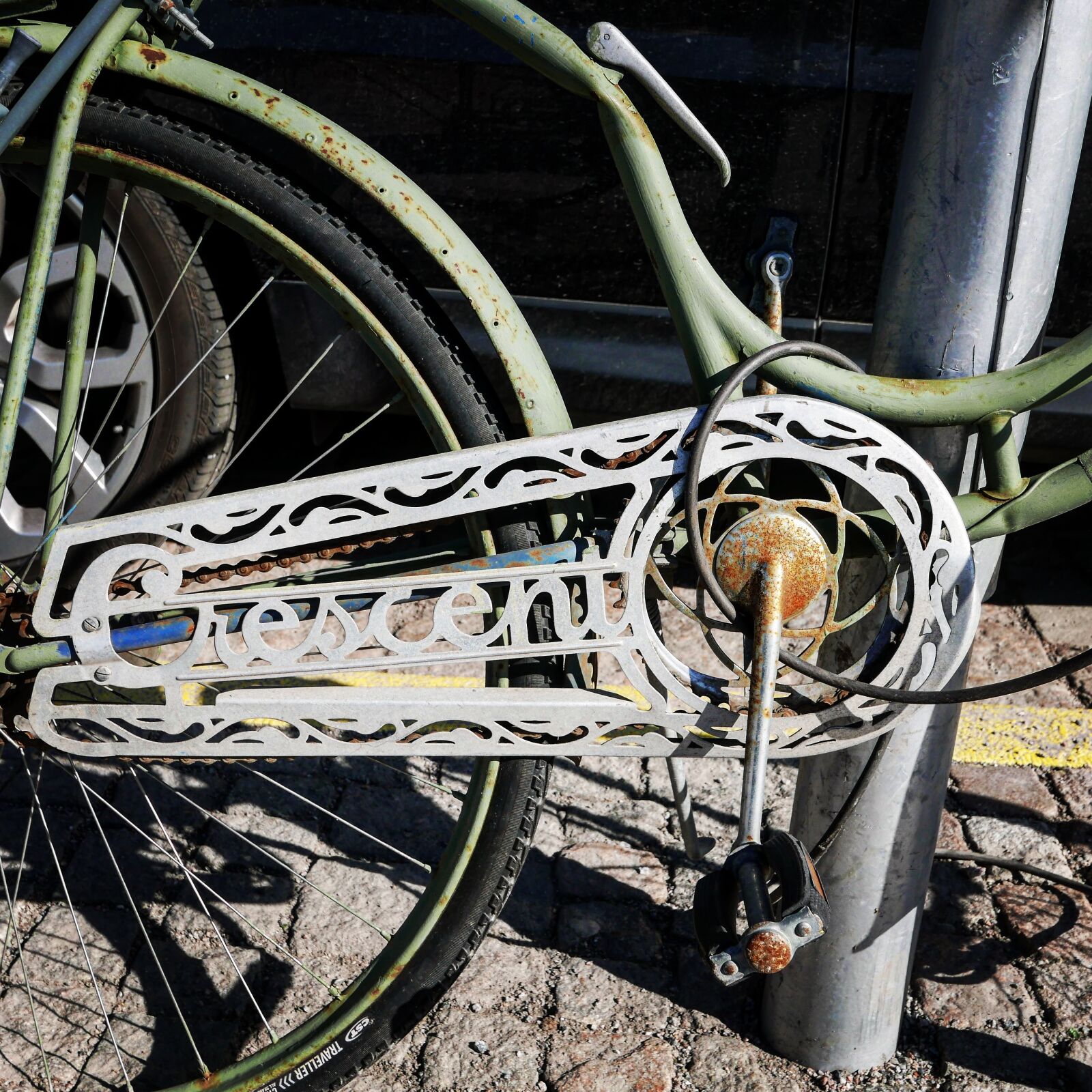 Panasonic Lumix DMC-LX100 sample photo. Bike, bicycle, crescent photography