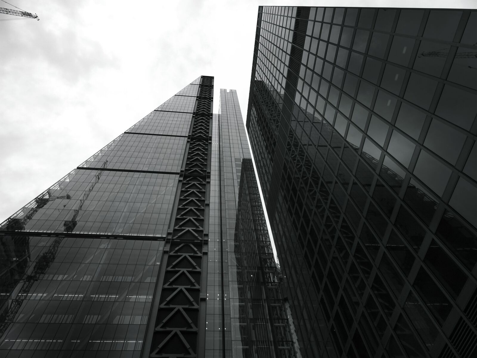 Sony DSC-HX60 sample photo. Architectural, design, architecture, black photography