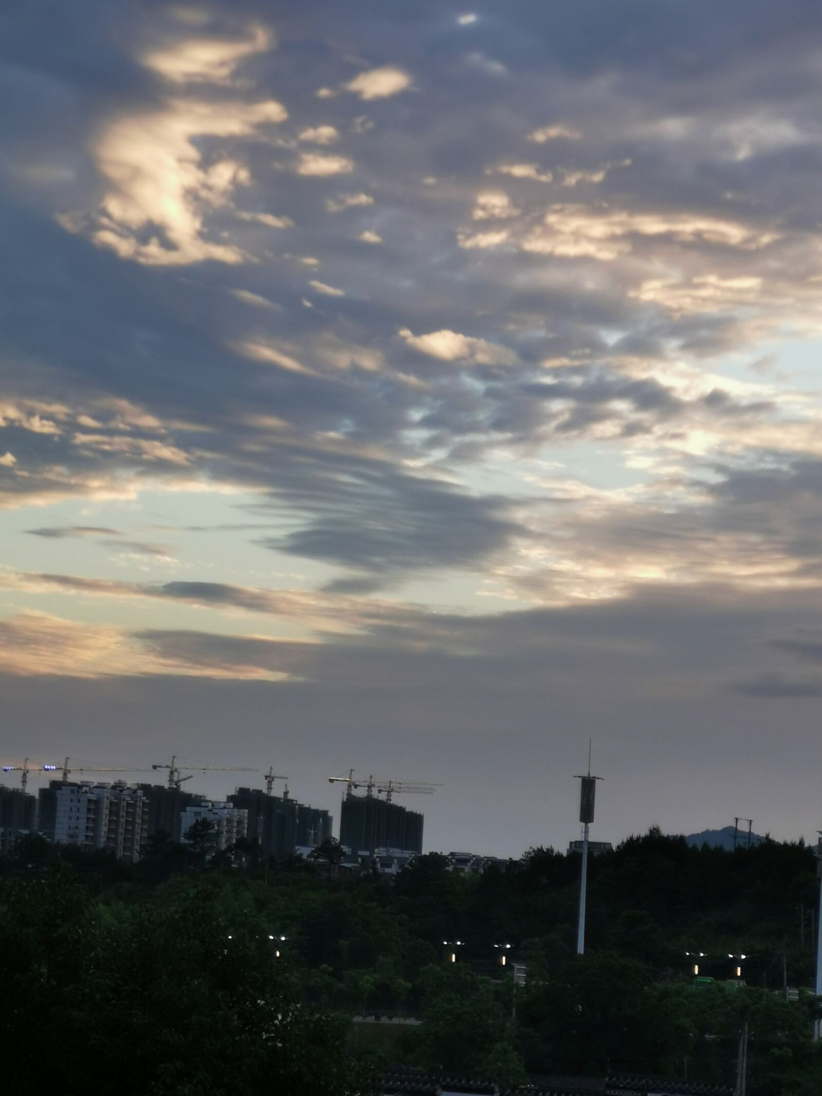 HUAWEI P30 sample photo. Day, empty, cloud photography