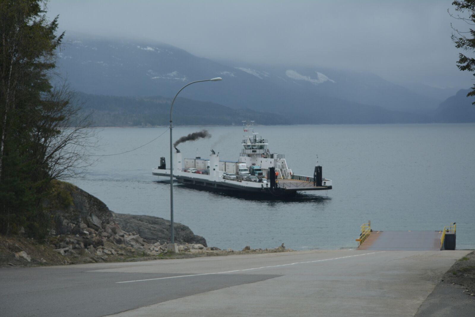 Nikon D5200 sample photo. Ferry, lake, transportation photography