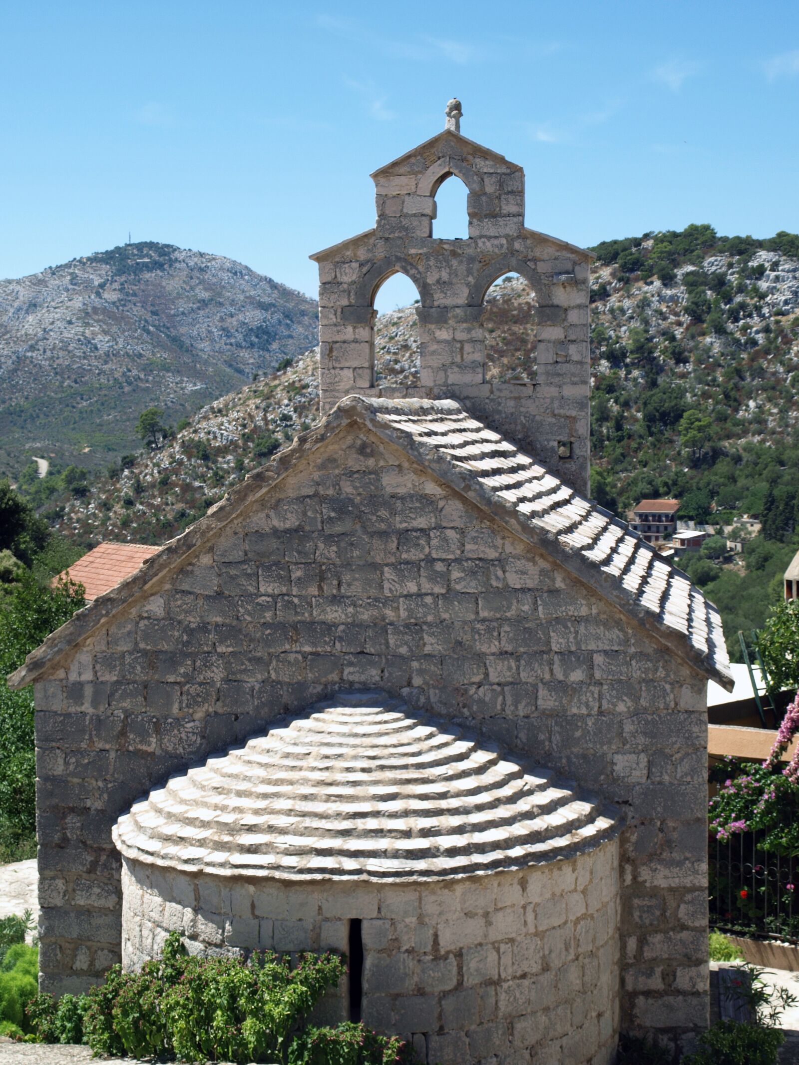 Olympus E-510 (EVOLT E-510) sample photo. Lastovo, croatia, church photography