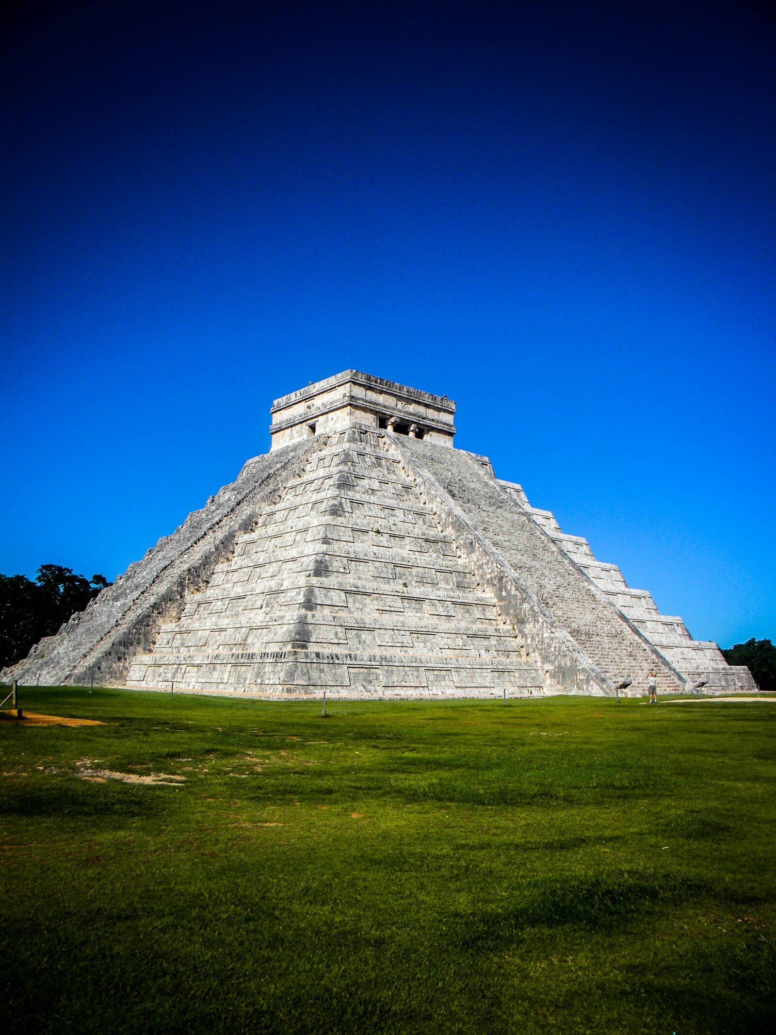 Nikon Coolpix L100 sample photo. Mexico, chichen-itza, pyramid photography