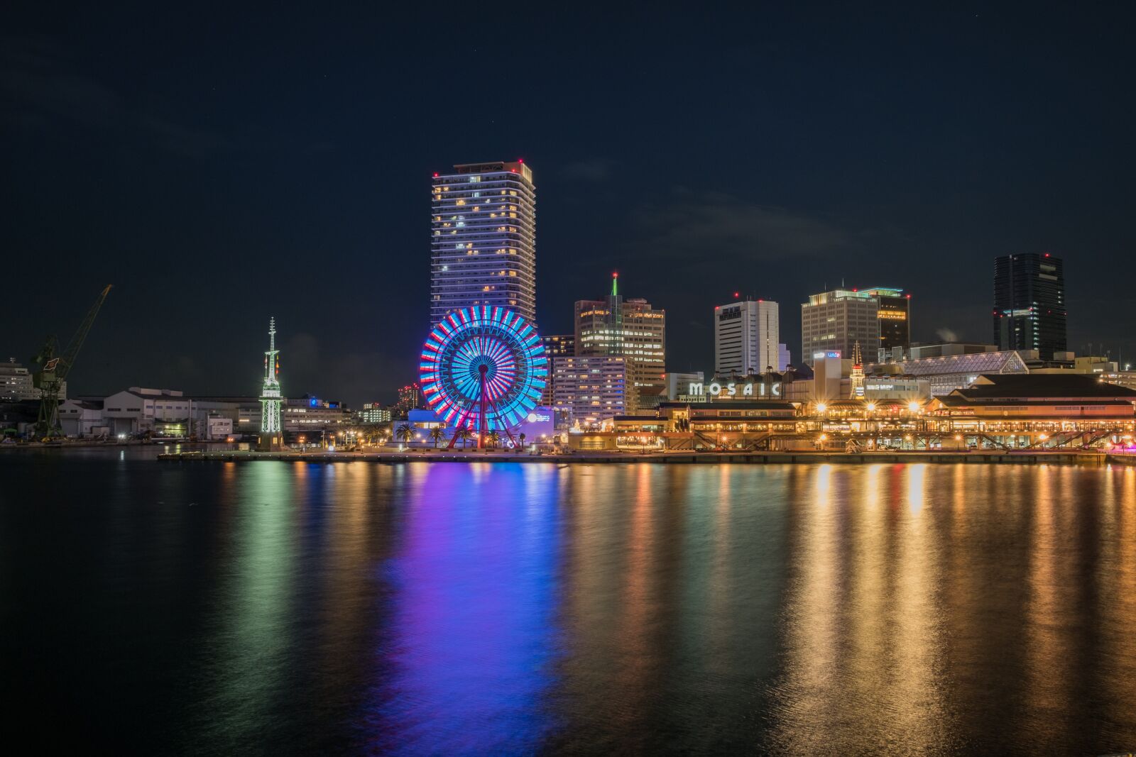 Fujifilm XF 18-55mm F2.8-4 R LM OIS sample photo. Kobe, japan, port photography