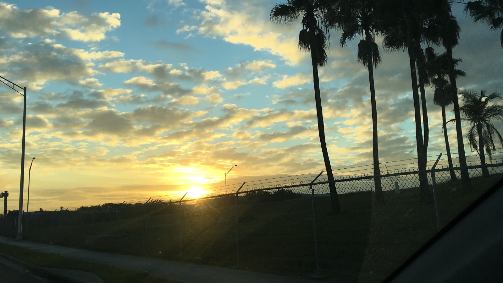 Apple iPhone 6s sample photo. Sunset, sky, clouds photography