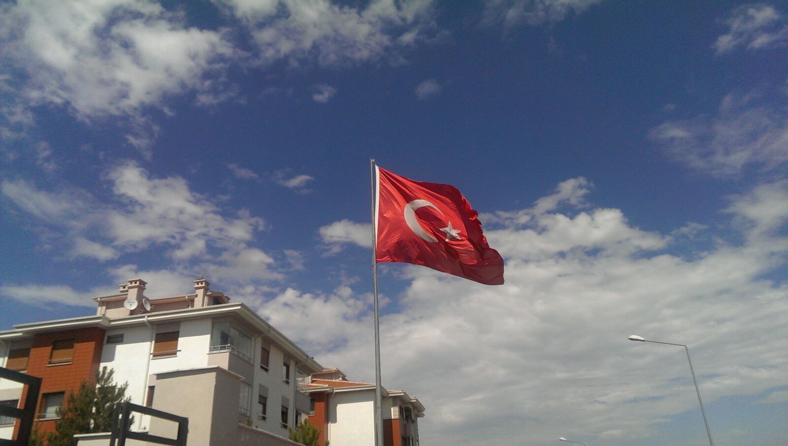 HTC ONE sample photo. Turkey, flag, during, morning photography