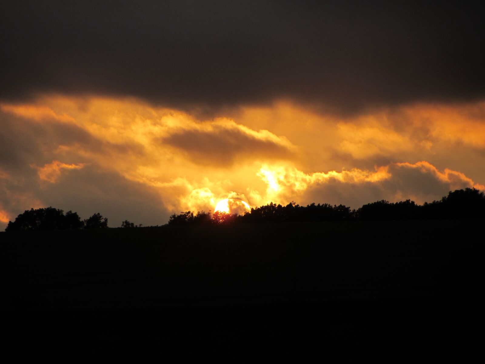 Canon PowerShot SX230 HS sample photo. Sun, sunset photography