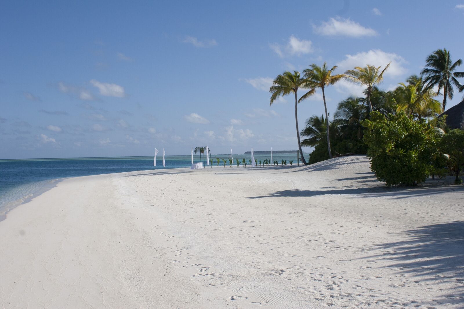 Canon EOS 20D sample photo. Maldives, beach, conrad photography
