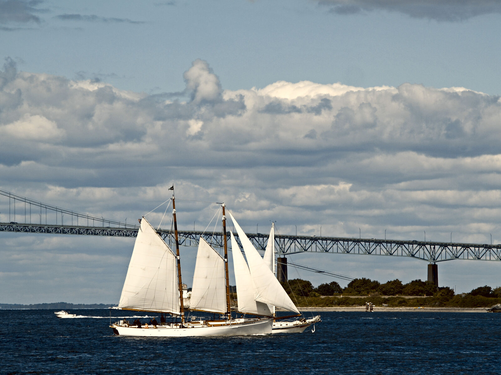 Olympus E-500 (EVOLT E-500) sample photo. Boat, sailboat, sailing photography