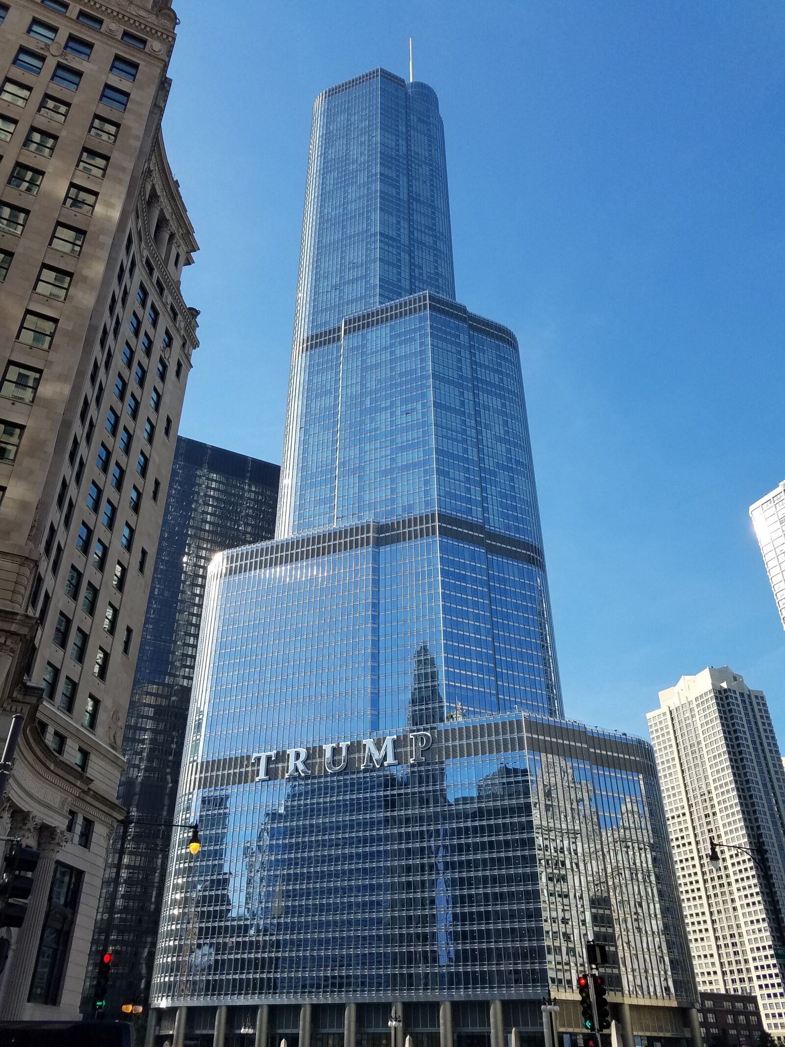 Samsung Galaxy S7 sample photo. Trump, tower photography