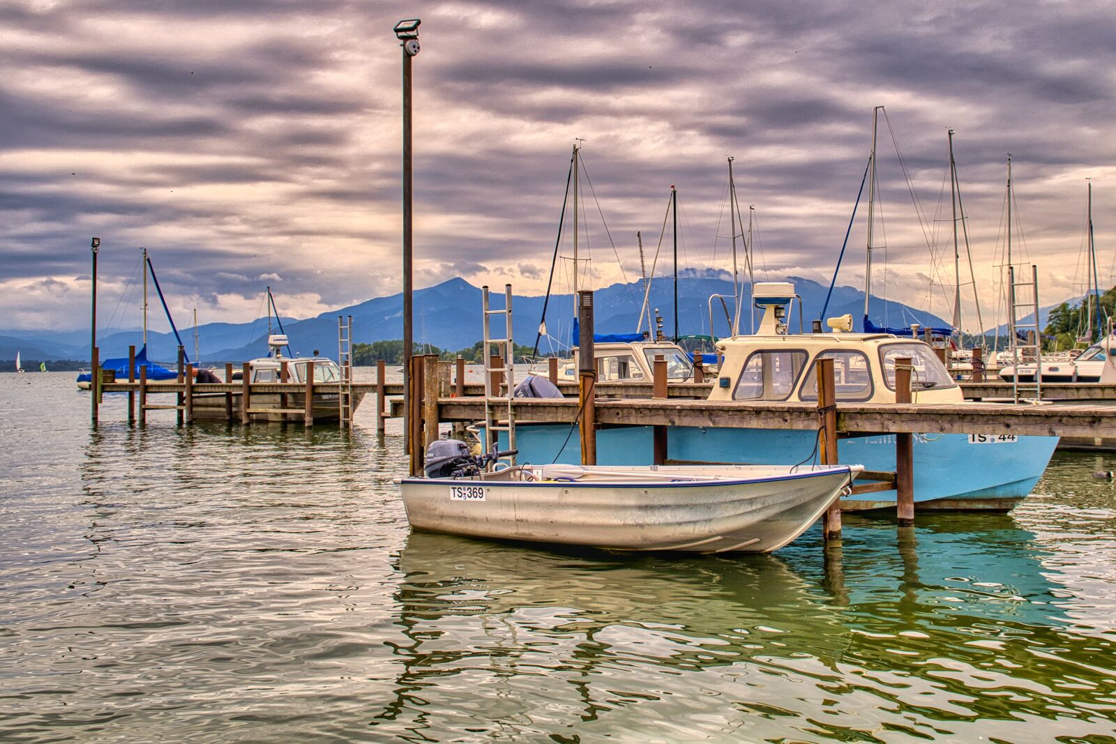 Nikon D7500 sample photo. Boat, dock, lake photography