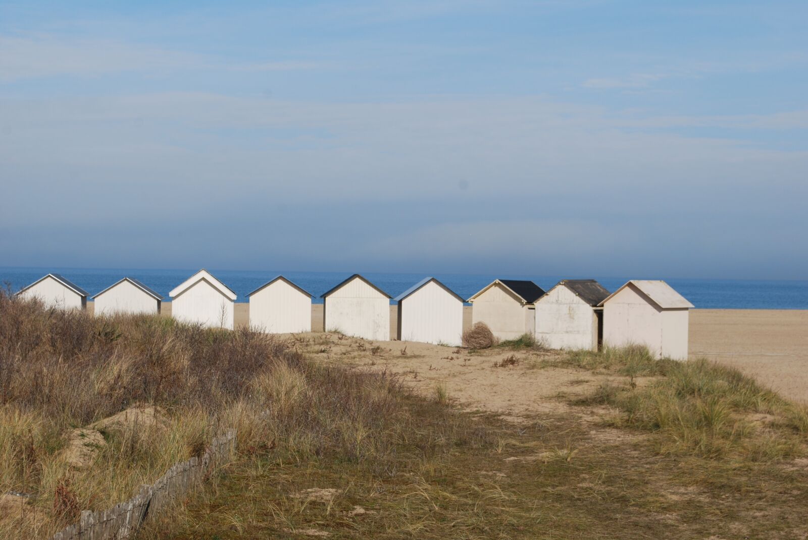 Nikon D60 sample photo. Beach, sea, cabin photography
