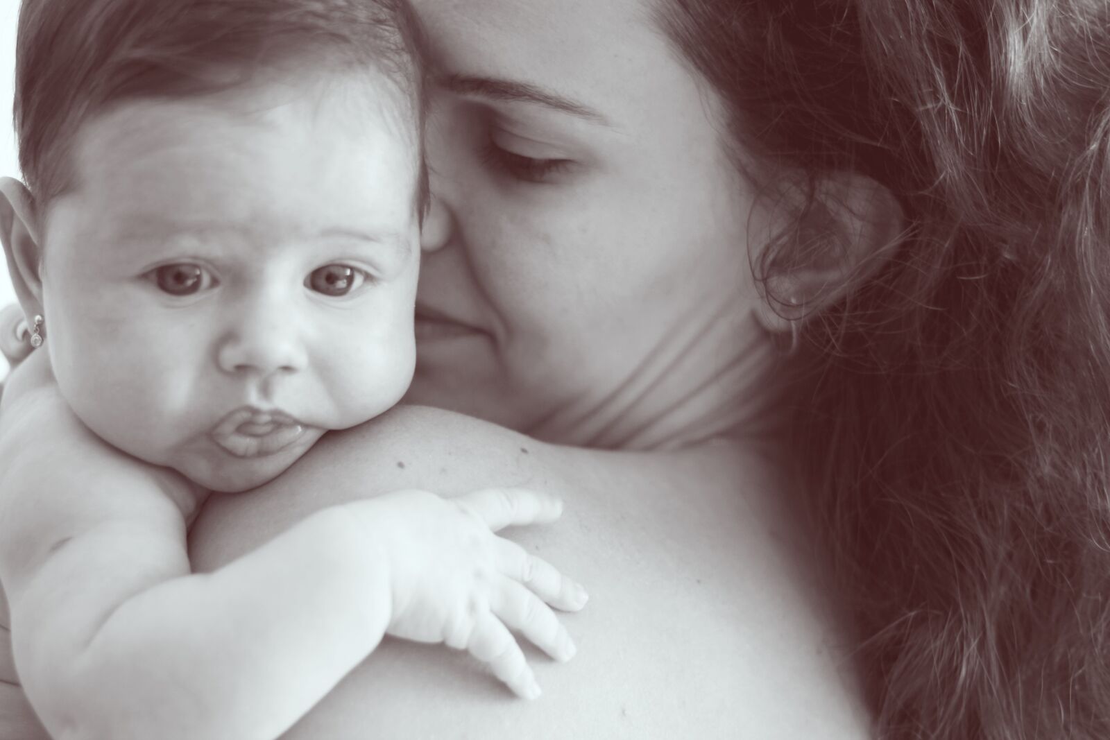 Canon EOS 60D + Canon EF 50mm F1.8 II sample photo. Baby, mother, parenting photography