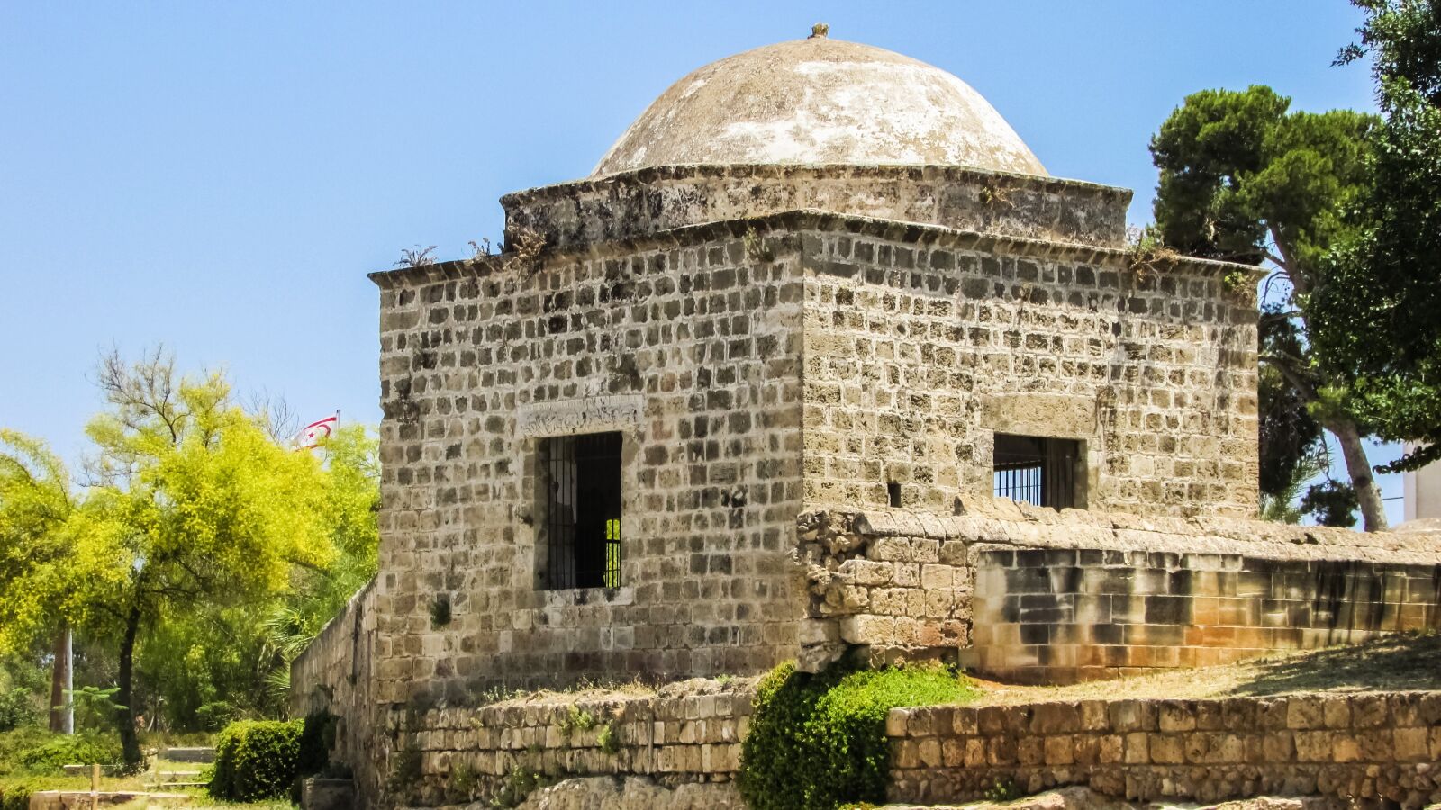 Canon PowerShot SX400 IS sample photo. Cyprus, famagusta, building photography