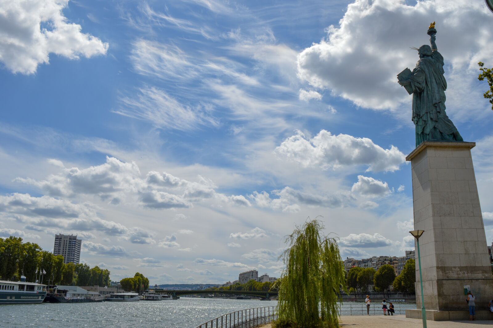Nikon D3200 sample photo. Statueoflibertyparis, bluesky, seinriver photography
