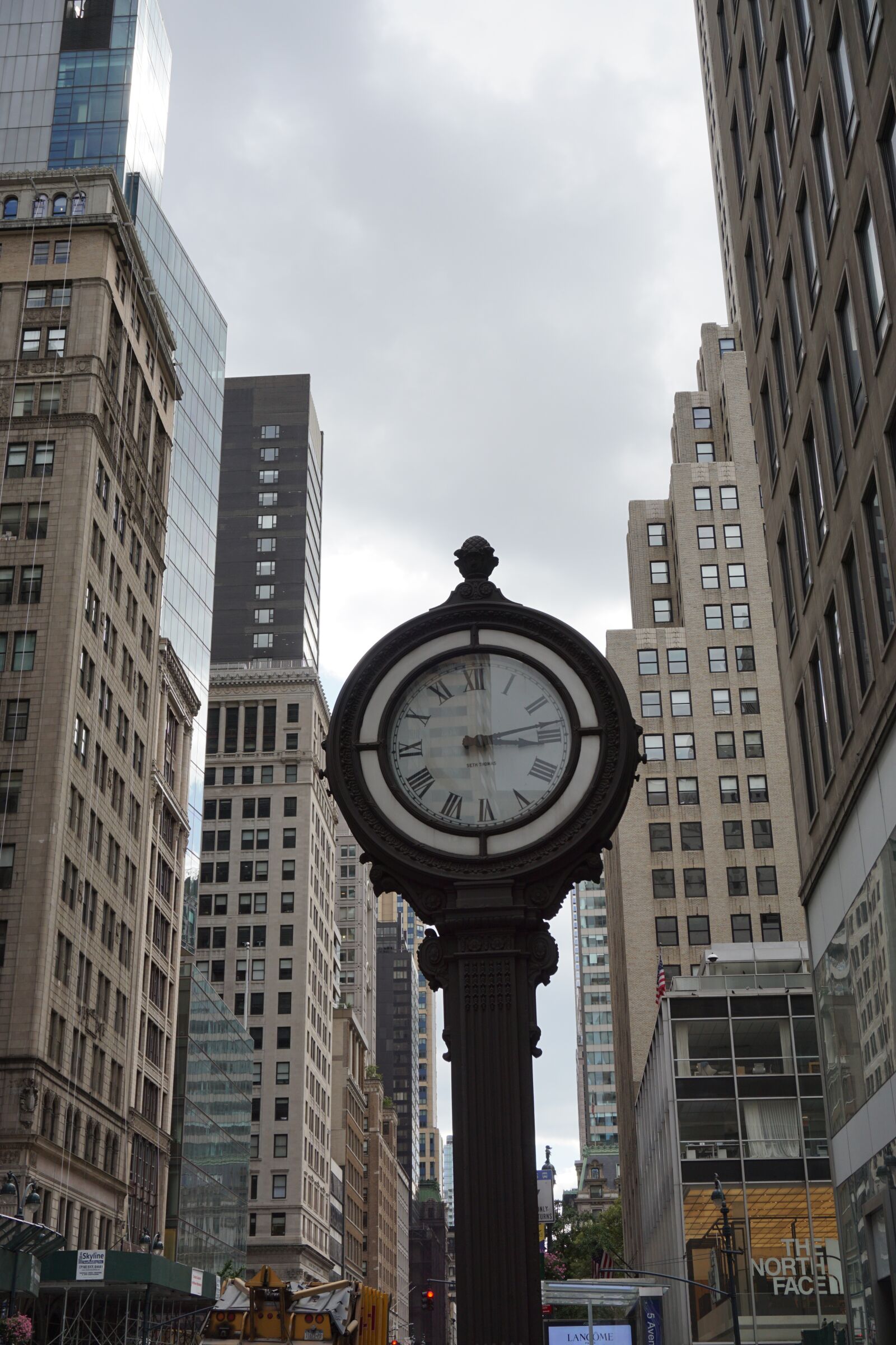 Sony E 16-50mm F3.5-5.6 PZ OSS sample photo. New york, building, manhattan photography