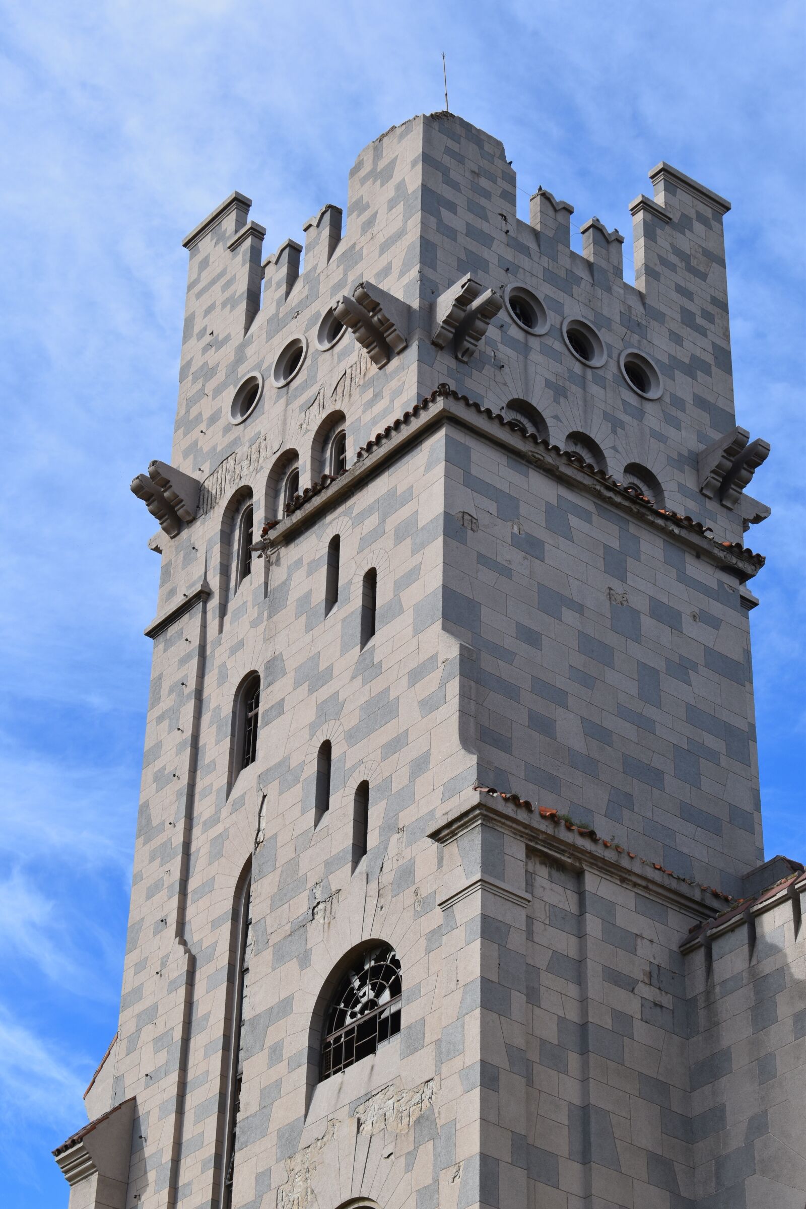 Nikon D5500 sample photo. Architecture, tower, facade photography