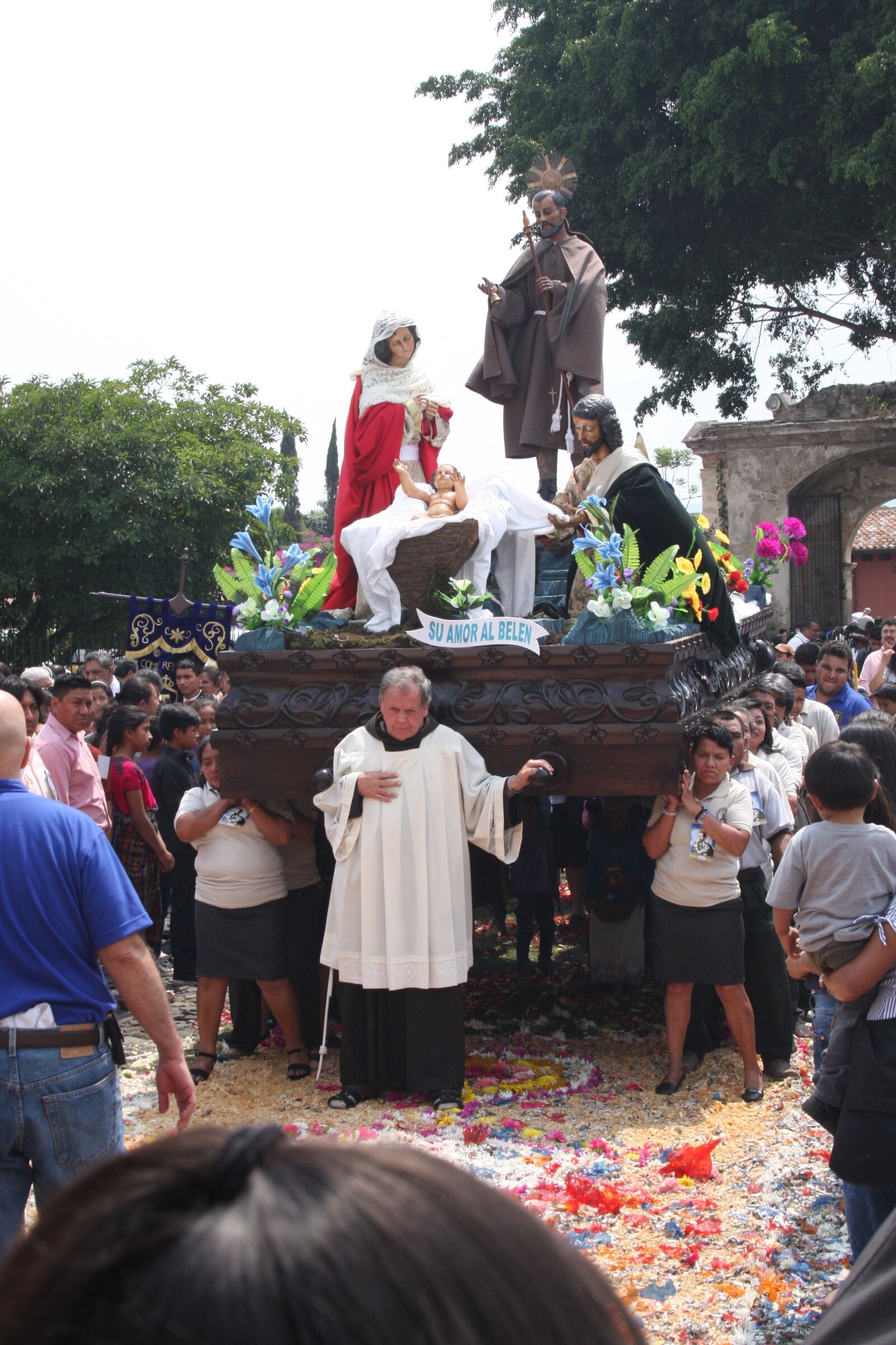 Canon EOS 40D sample photo. Procession, easter, christ photography
