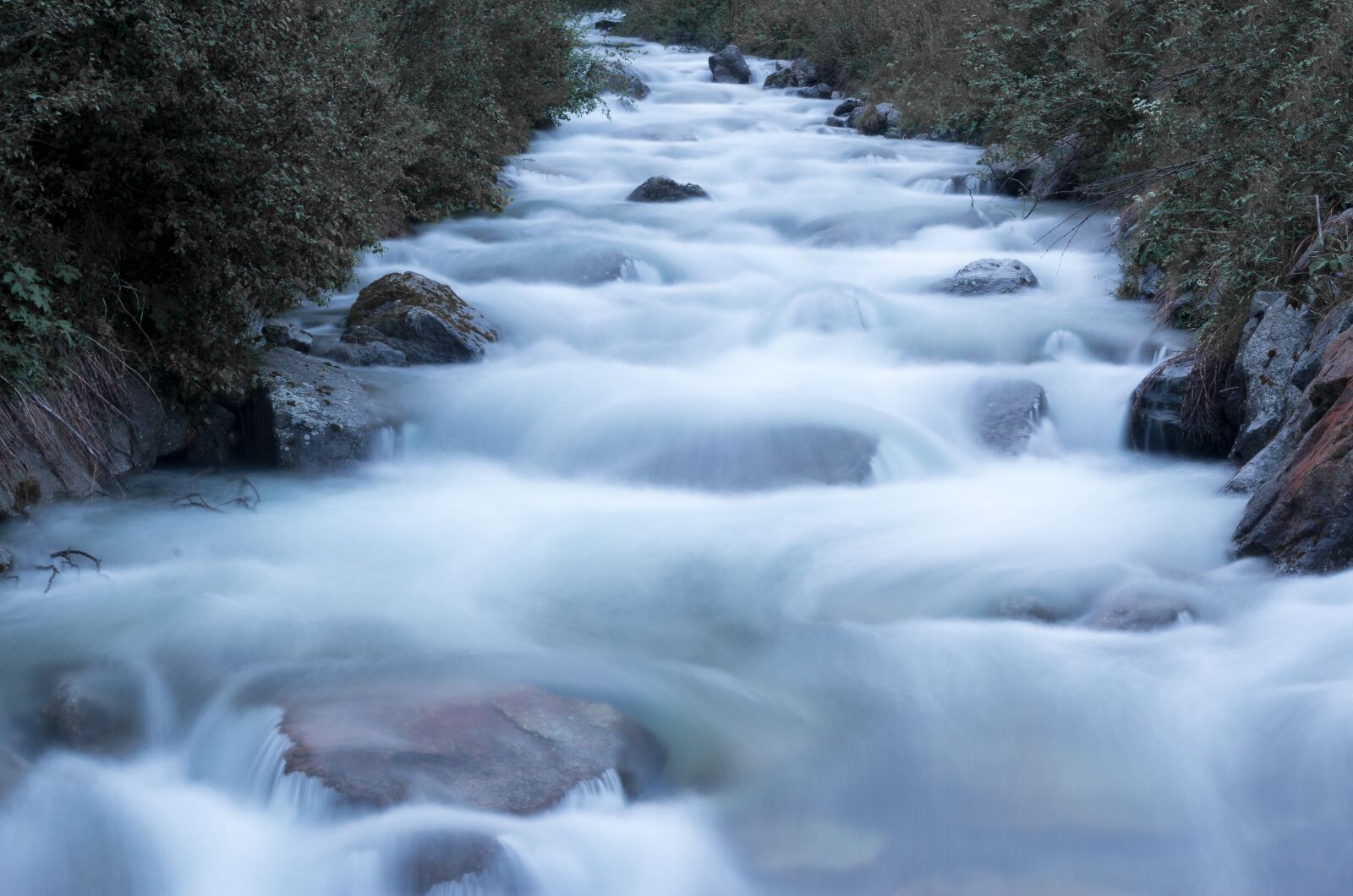 Canon EOS 70D + Canon EF 50mm F1.8 II sample photo. River, bach, water photography
