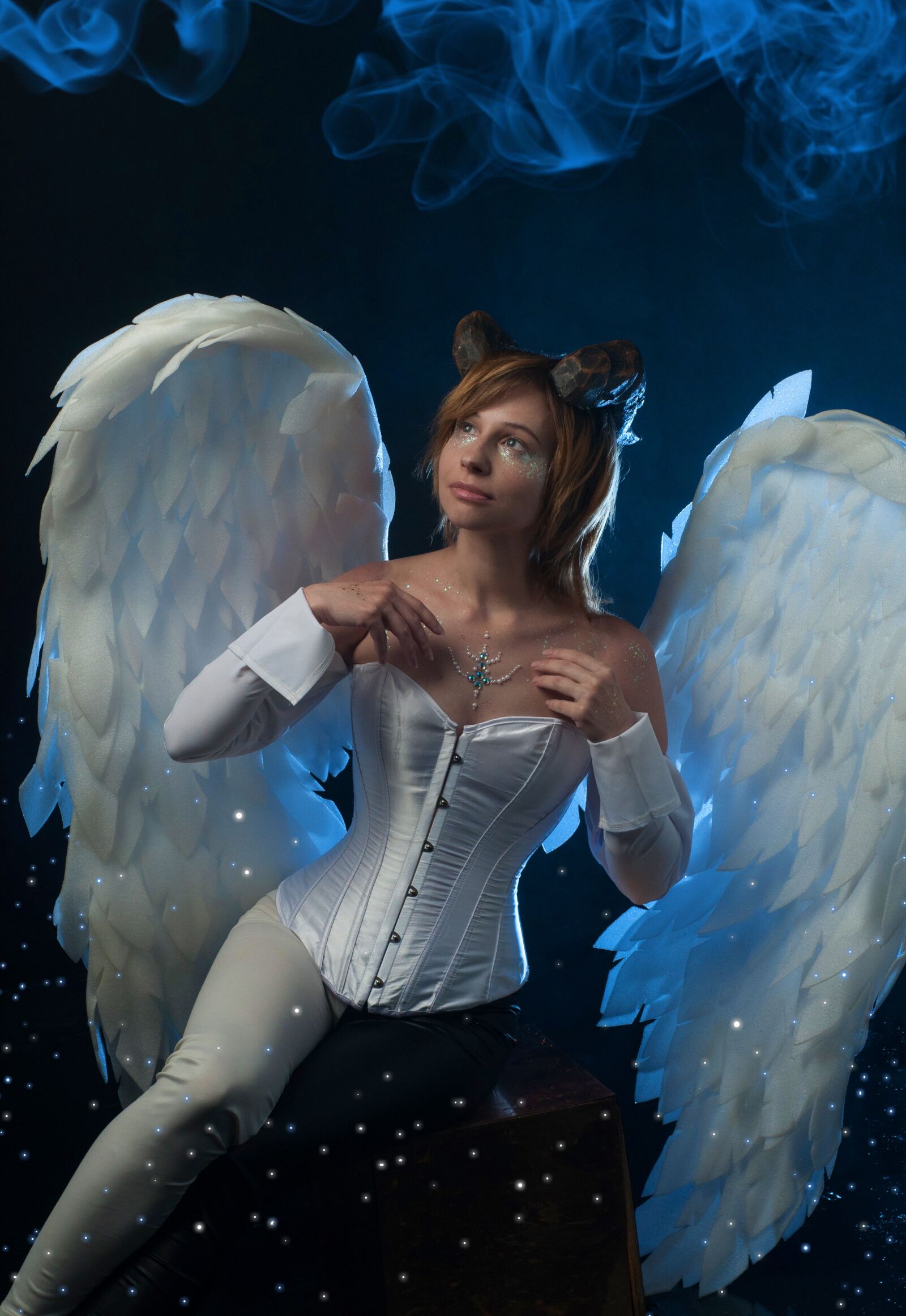 Nikon D90 sample photo. Angel, wings, pen photography