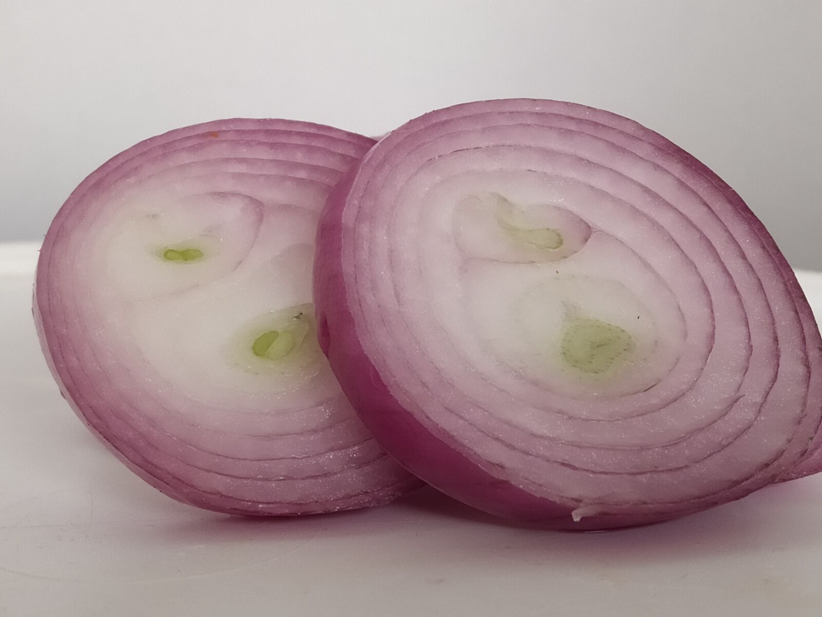 Xiaomi Redmi Note 7 sample photo. Onion, purple, chopped photography