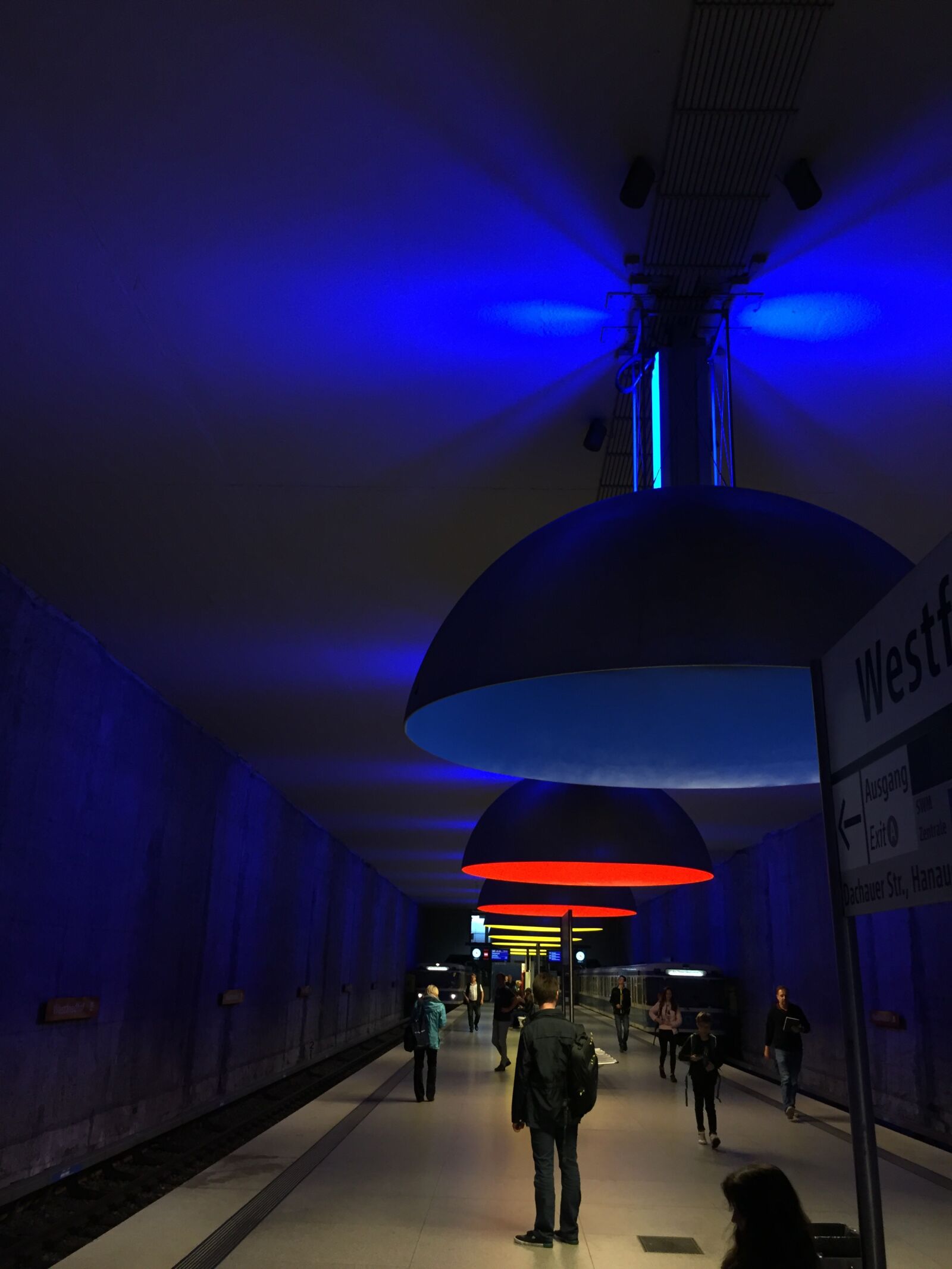 iPhone 6 back camera 4.15mm f/2.2 sample photo. Subway, train, railway station photography