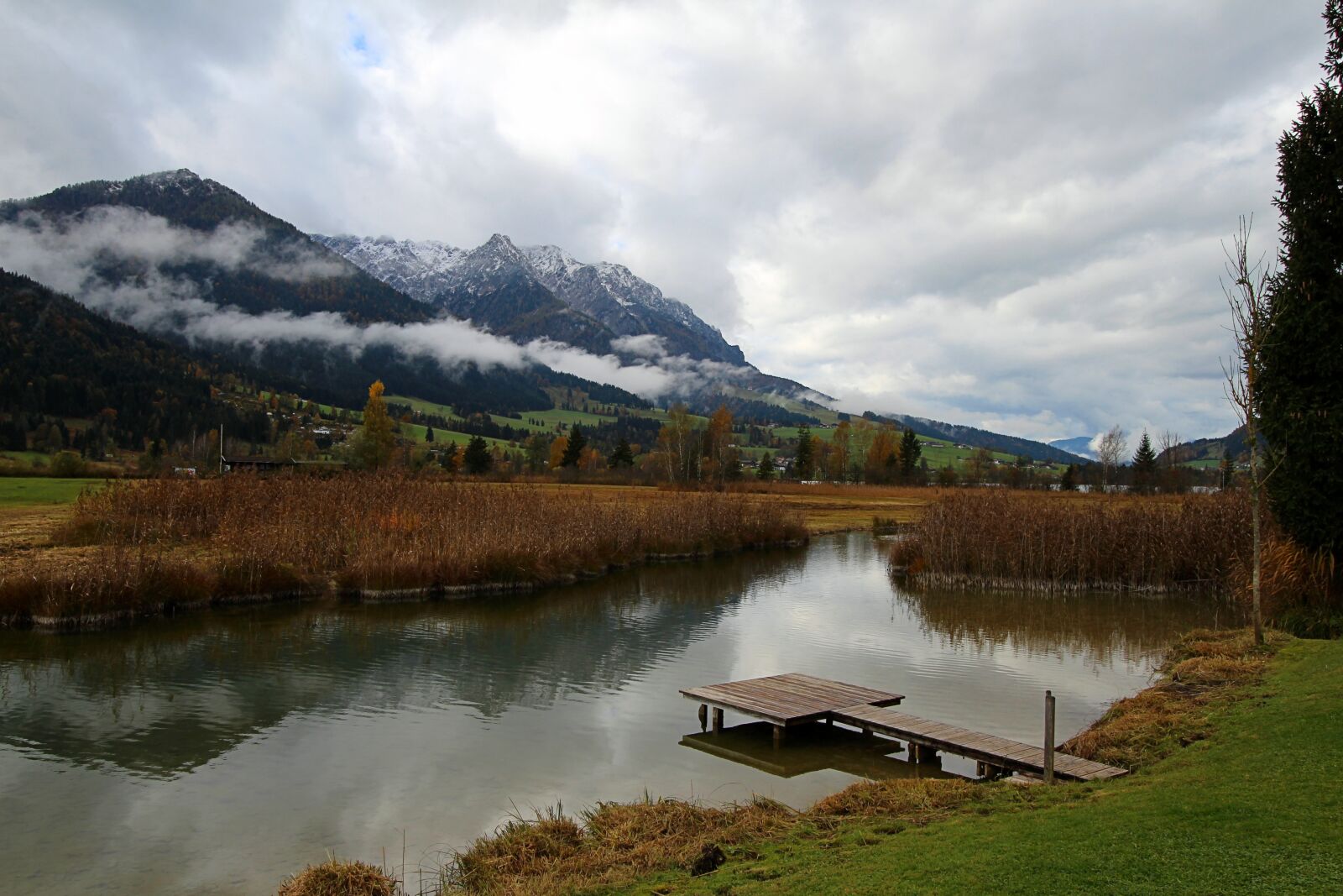 Canon EOS 700D (EOS Rebel T5i / EOS Kiss X7i) sample photo. Autumn, autumn mood, color photography