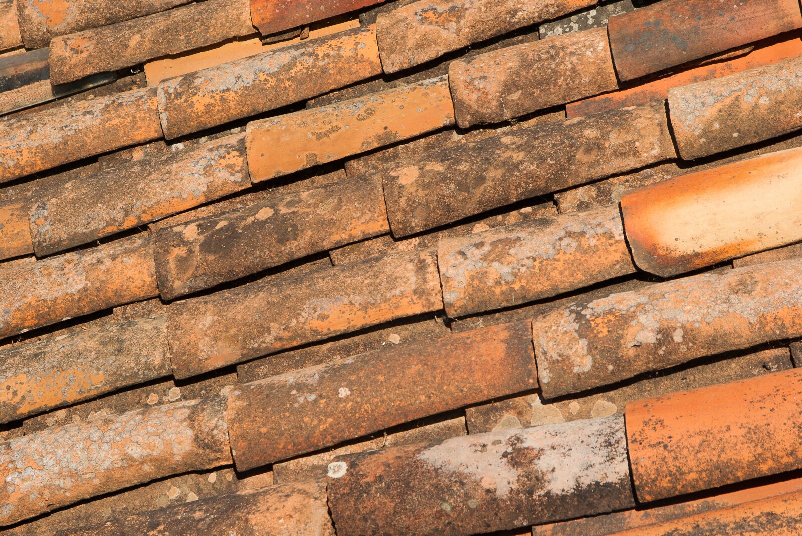 Pentax K10D sample photo. Tiles, roofing, terracotta photography
