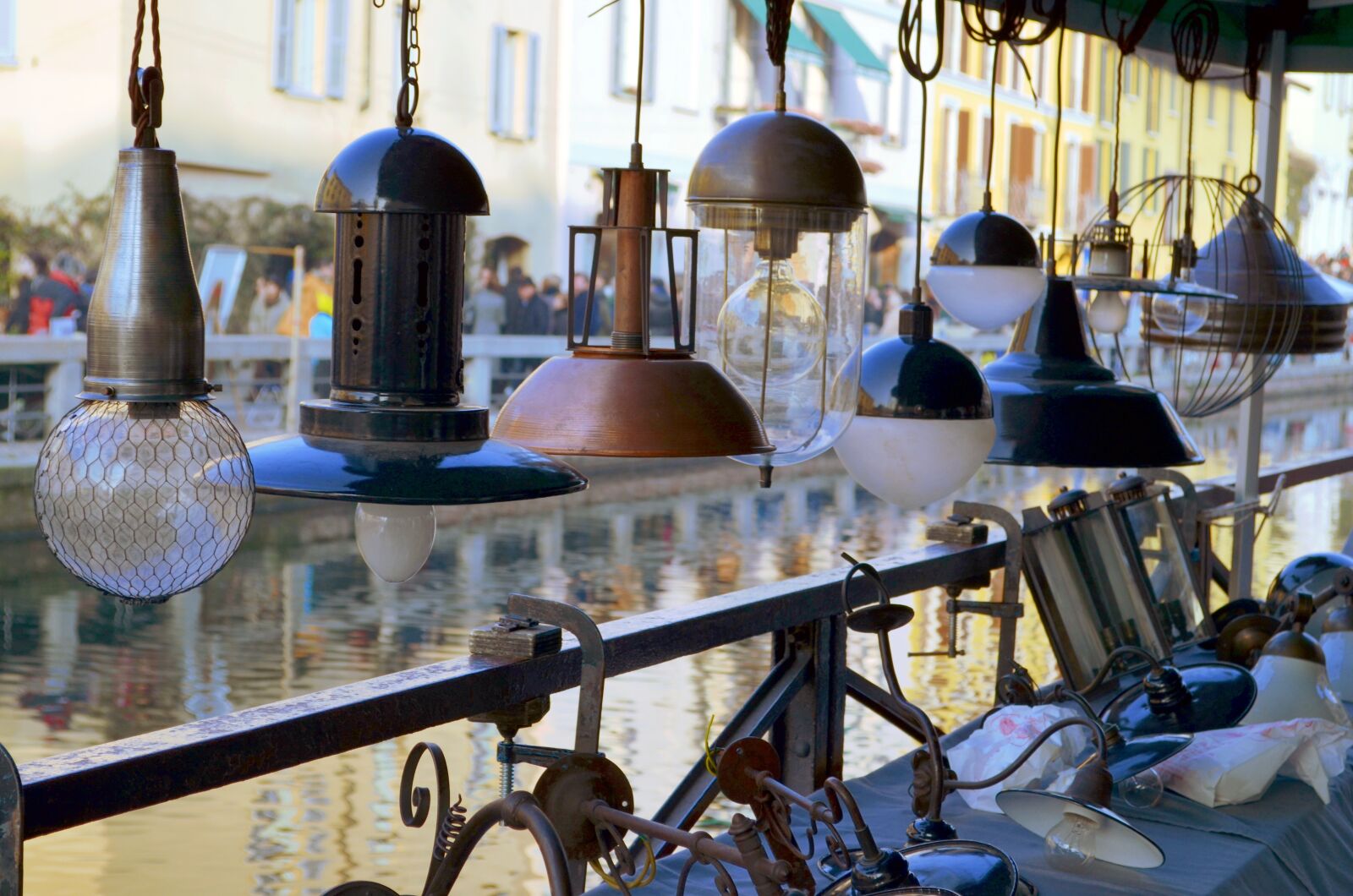 Nikon D5100 sample photo. Lamps, light bulbs, chandeliers photography