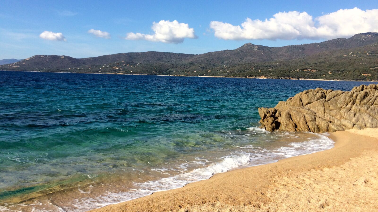 iPhone 5s back camera 4.15mm f/2.2 sample photo. Sea, corsican, south photography