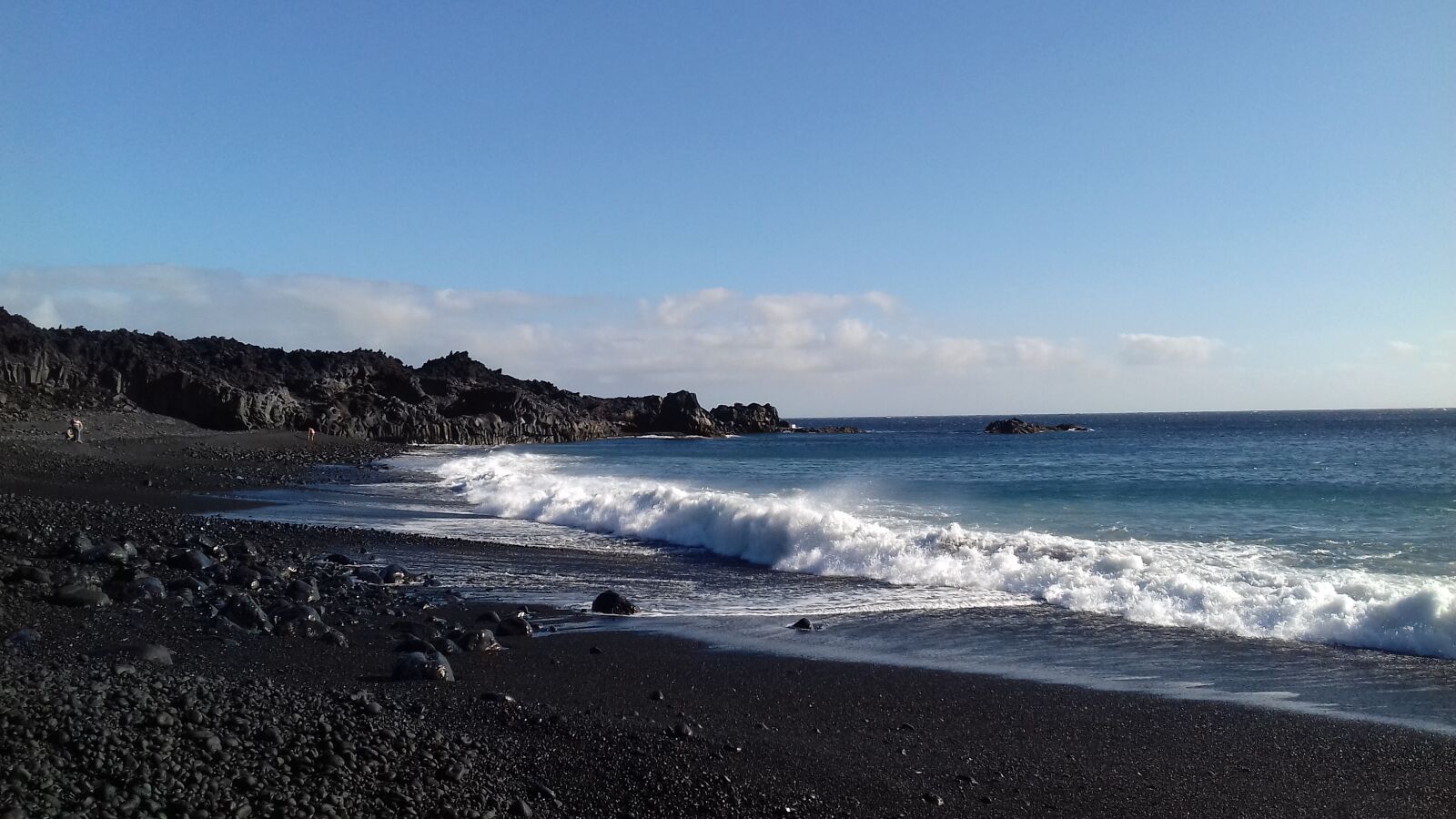 Samsung Galaxy J3(2016) sample photo. Beach, black sand, volcano photography