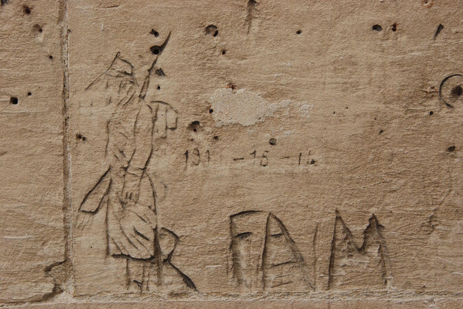 Nikon D80 sample photo. Inscription, wall, soldier photography