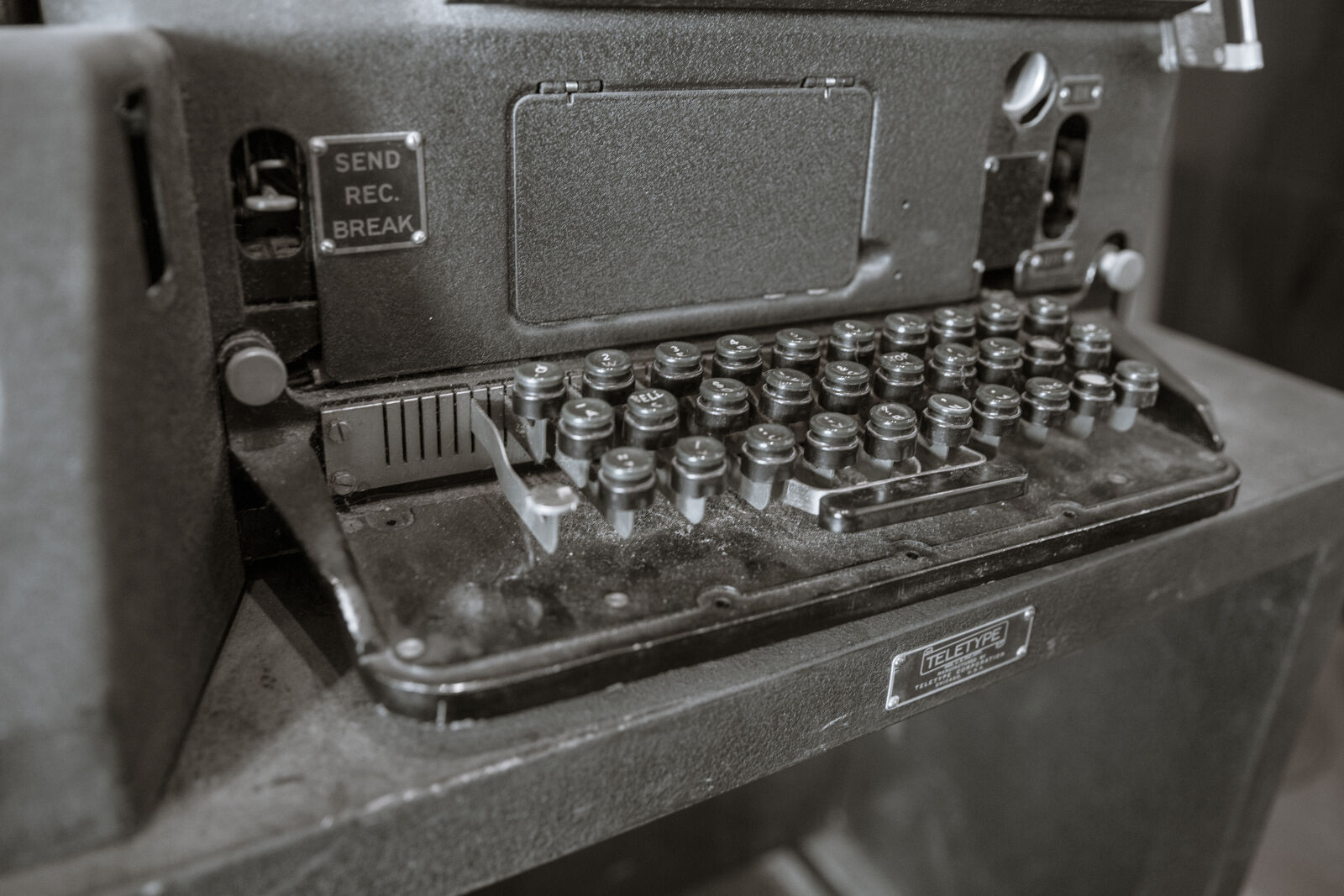 Canon EOS 5D Mark III sample photo. Equipment, tele, type, teletype photography