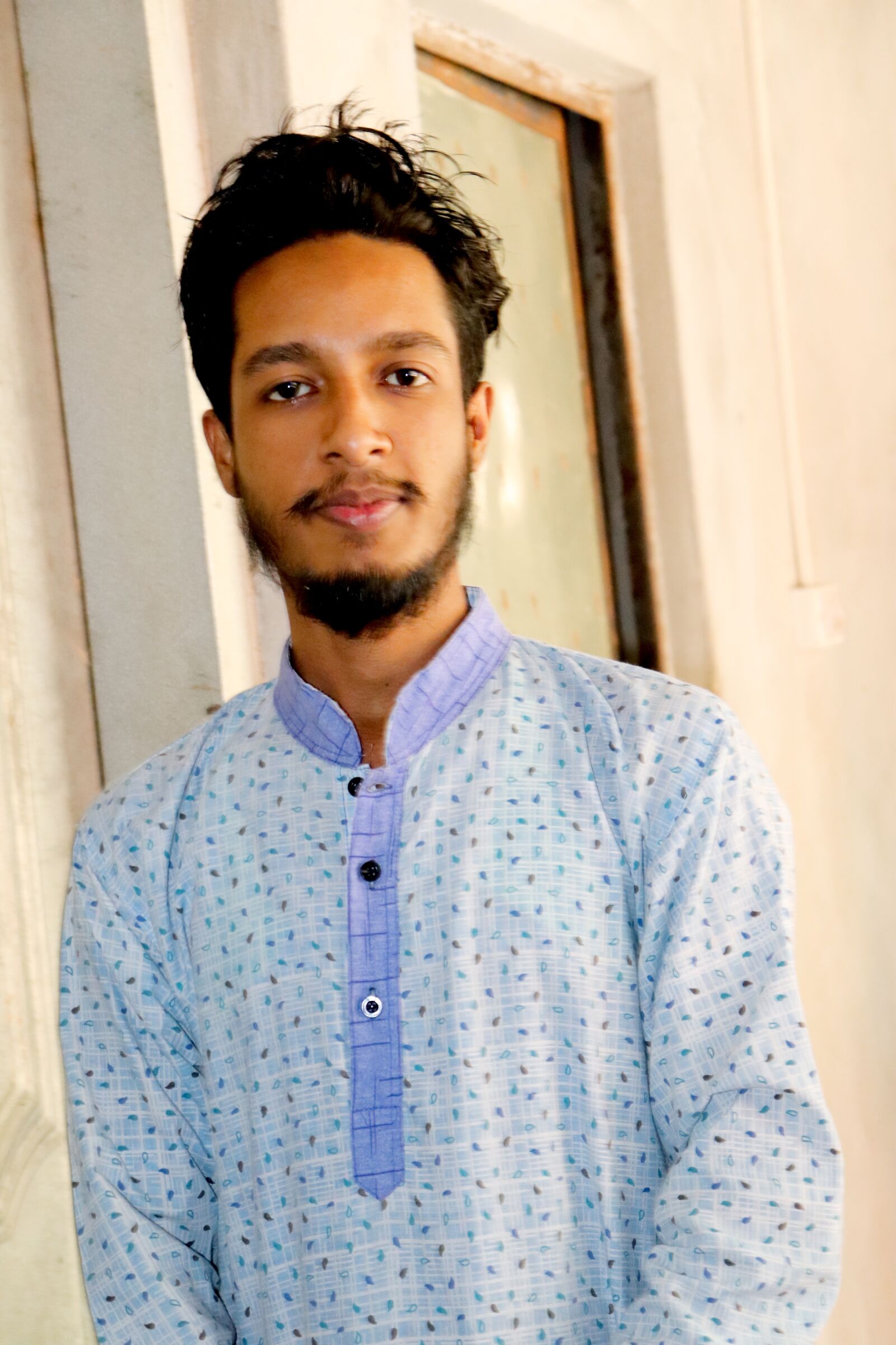 Canon EOS 800D (EOS Rebel T7i / EOS Kiss X9i) sample photo. Gentlemen, robin rahman, young photography