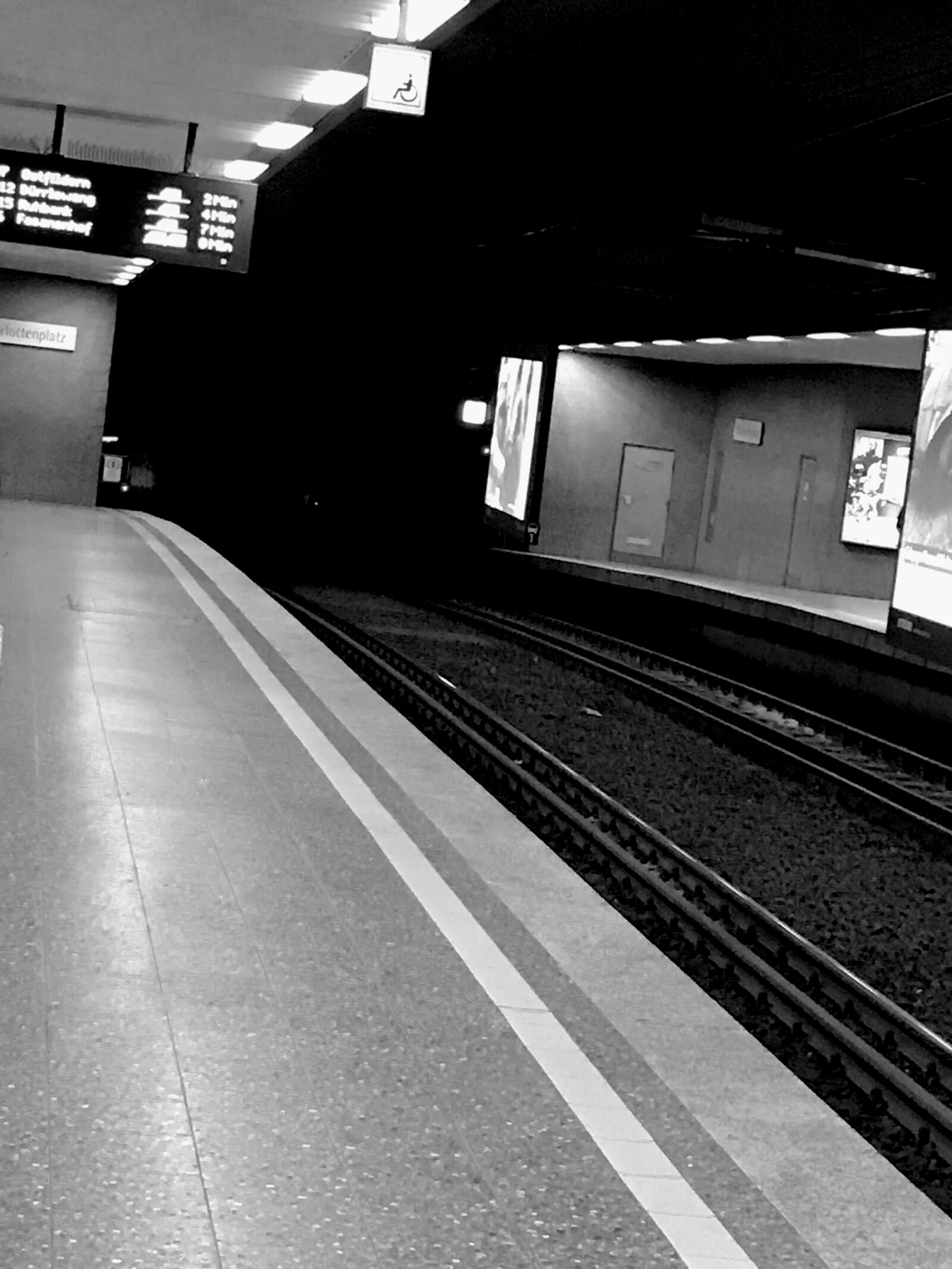 Apple iPhone 7 Plus sample photo. Train, station, underground photography