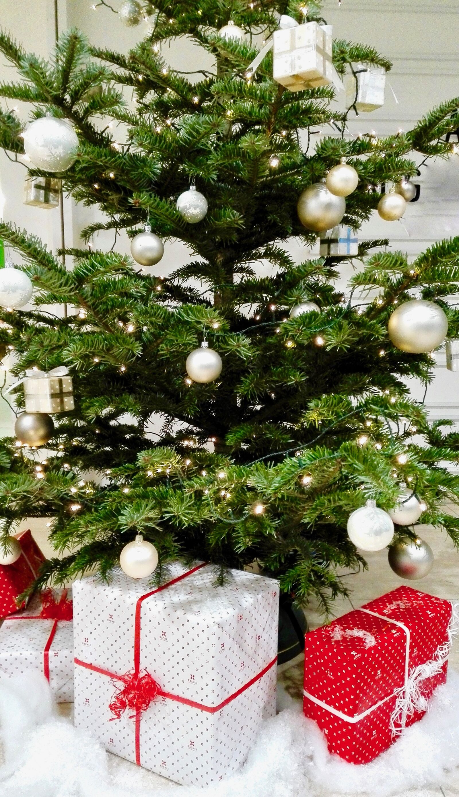 HUAWEI Cherry Mini sample photo. Christmas tree, christmas, made photography