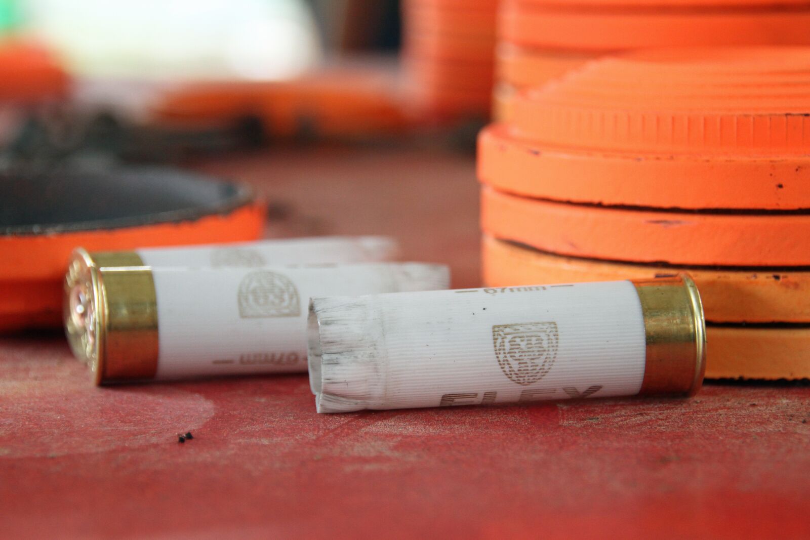 Canon EOS 7D sample photo. Cartridges, shooting, clay photography