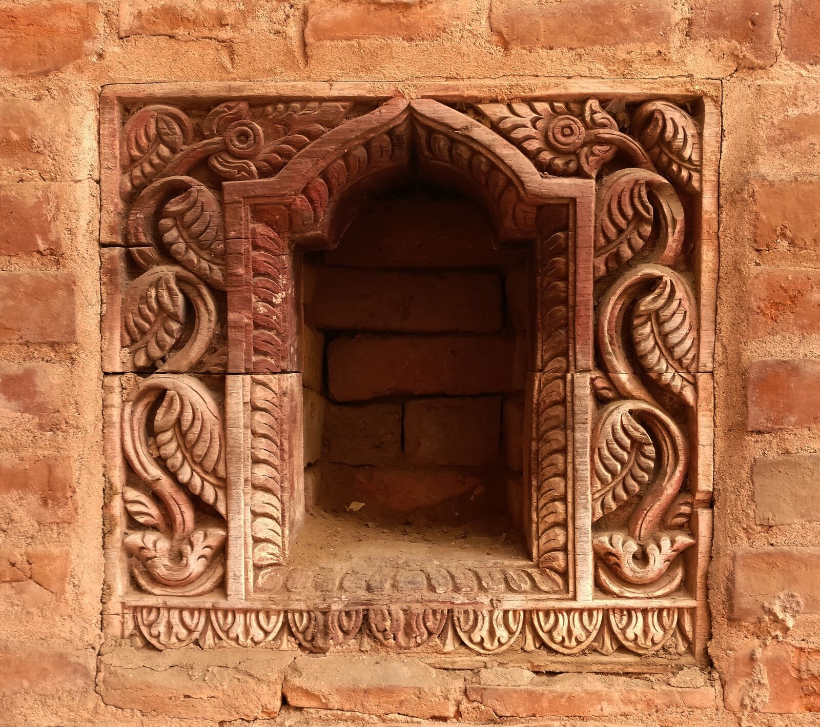 OnePlus A3003 sample photo. Window, ancient, brick photography