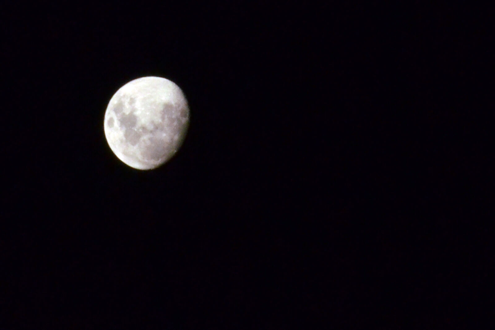 Nikon D5100 sample photo. Moon photography