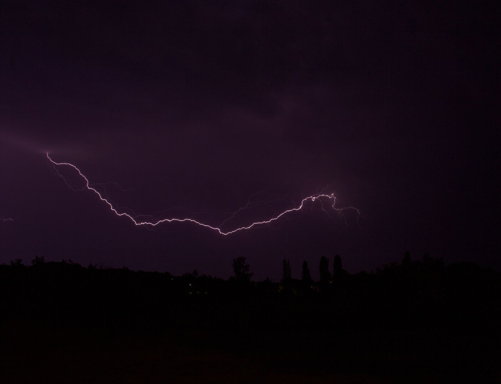 Canon EOS 350D (EOS Digital Rebel XT / EOS Kiss Digital N) sample photo. Thunderstorm, lightning, flash photography